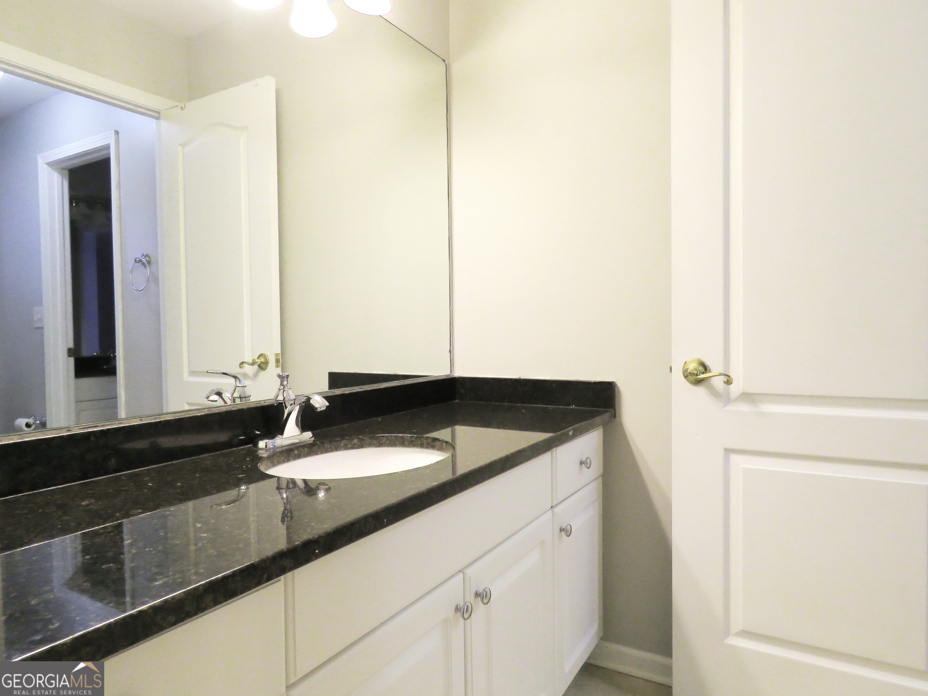 5335 Saville Drive Property Photo 80