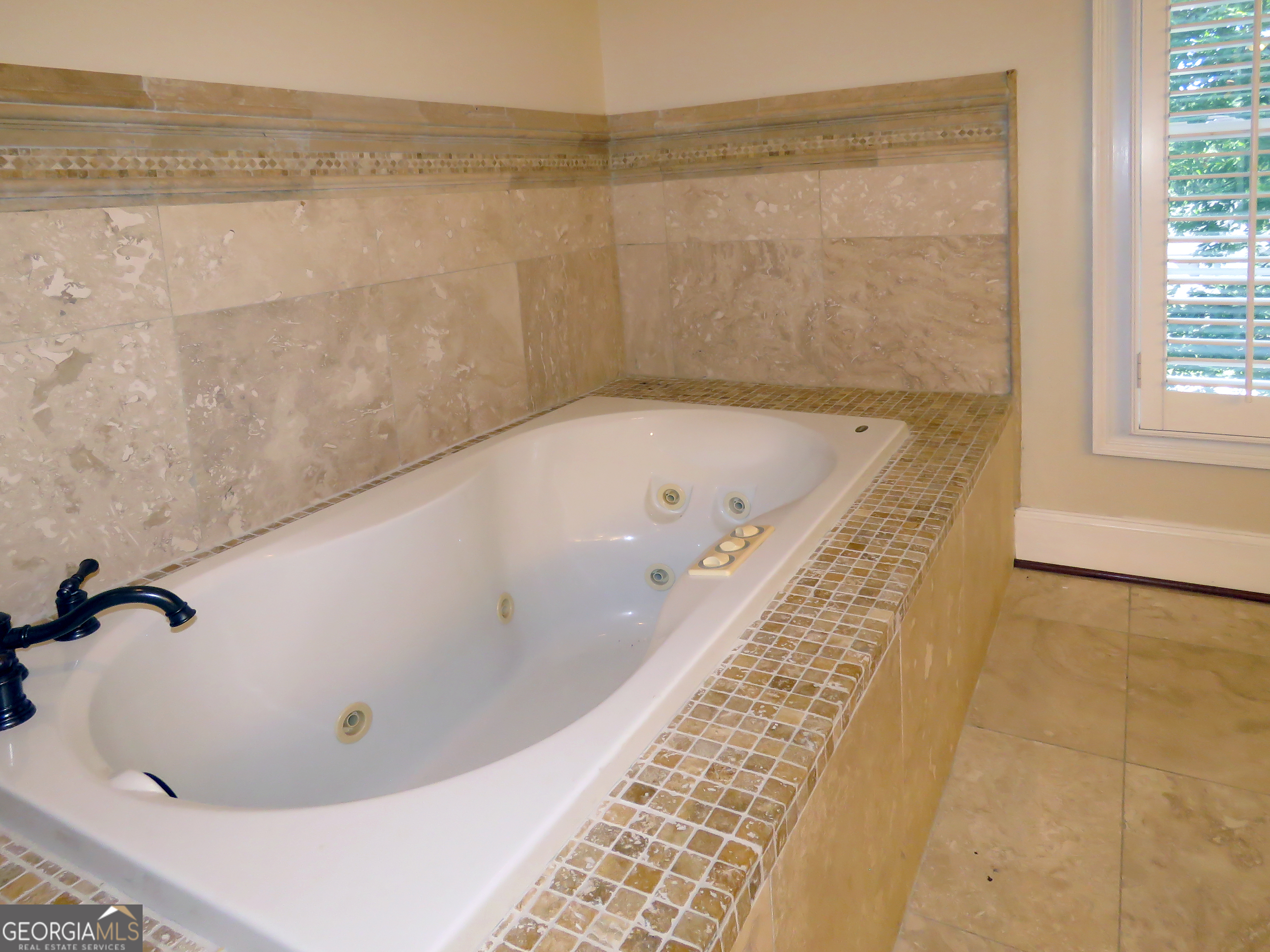 5335 Saville Drive Property Photo 96