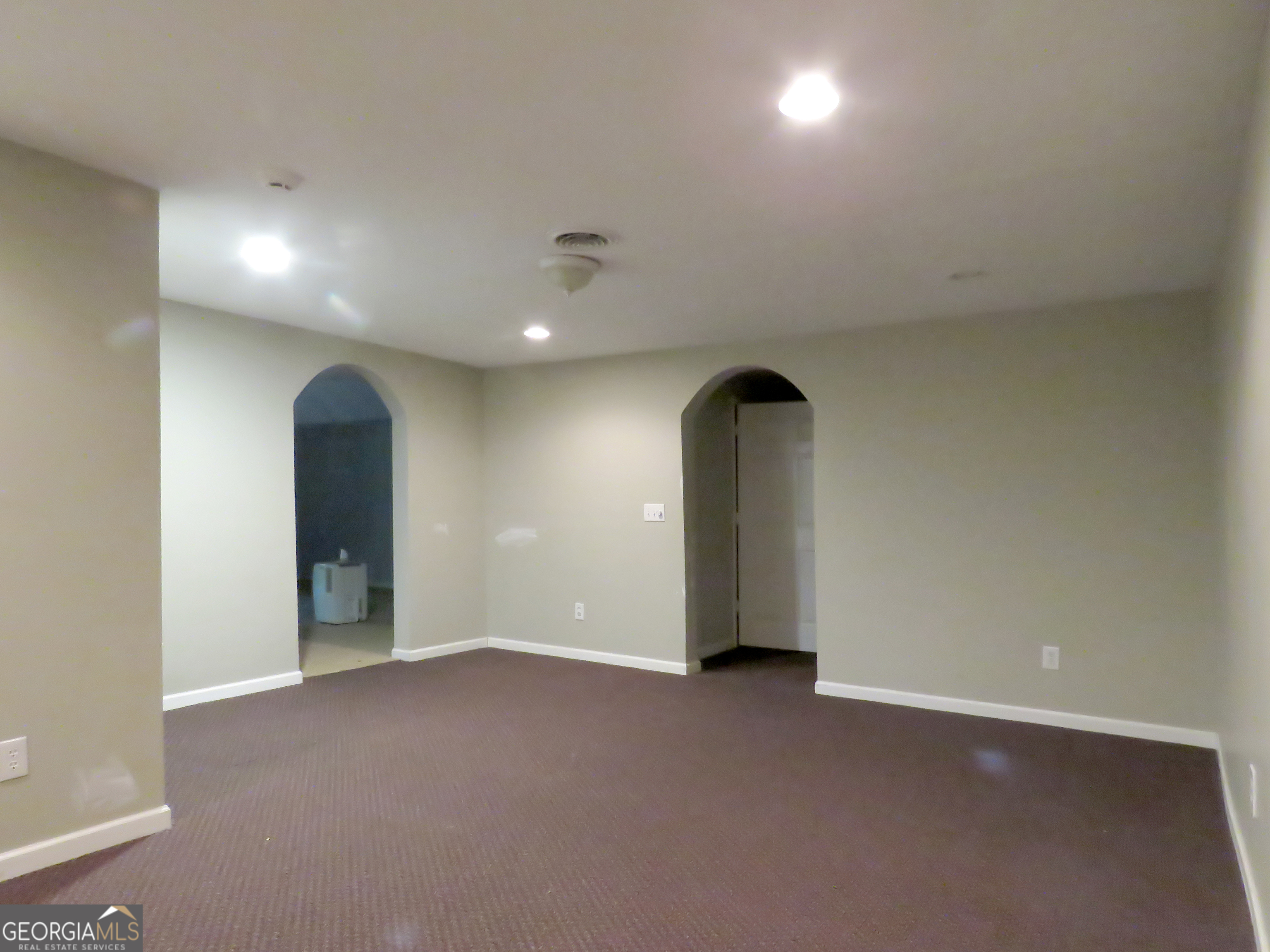 5335 Saville Drive Property Photo 108