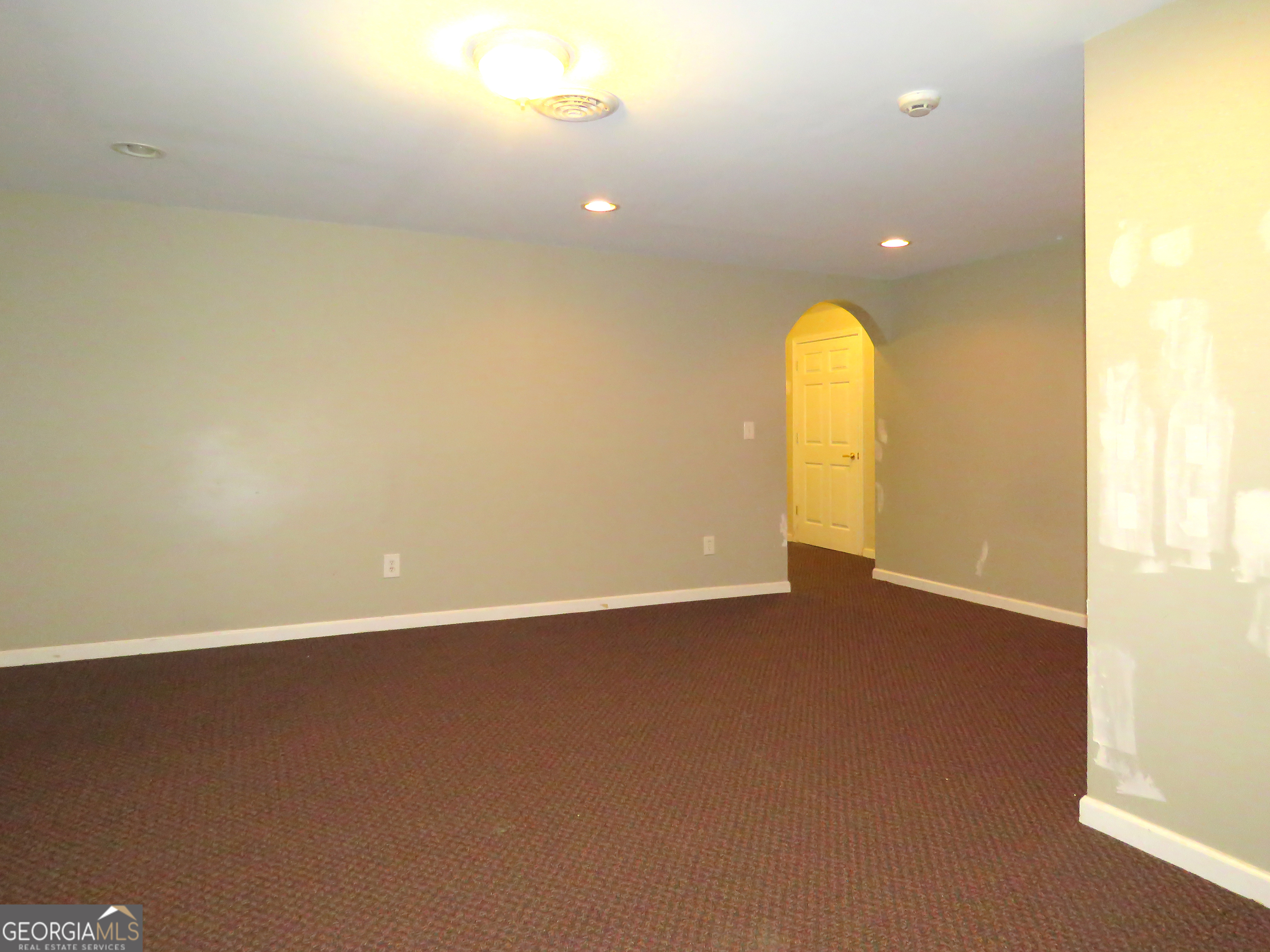5335 Saville Drive Property Photo 111