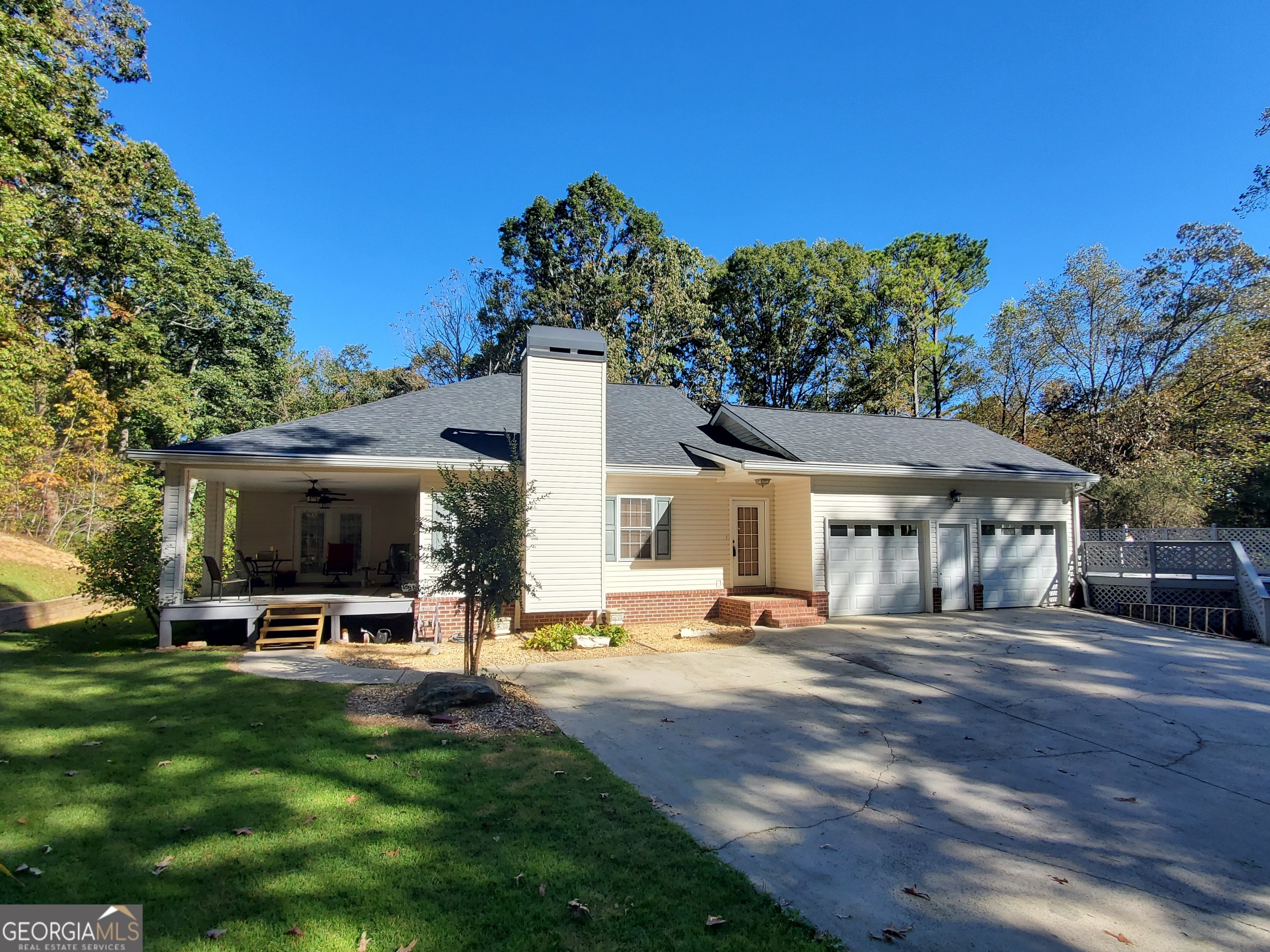526 Antioch Church Road Property Photo 1