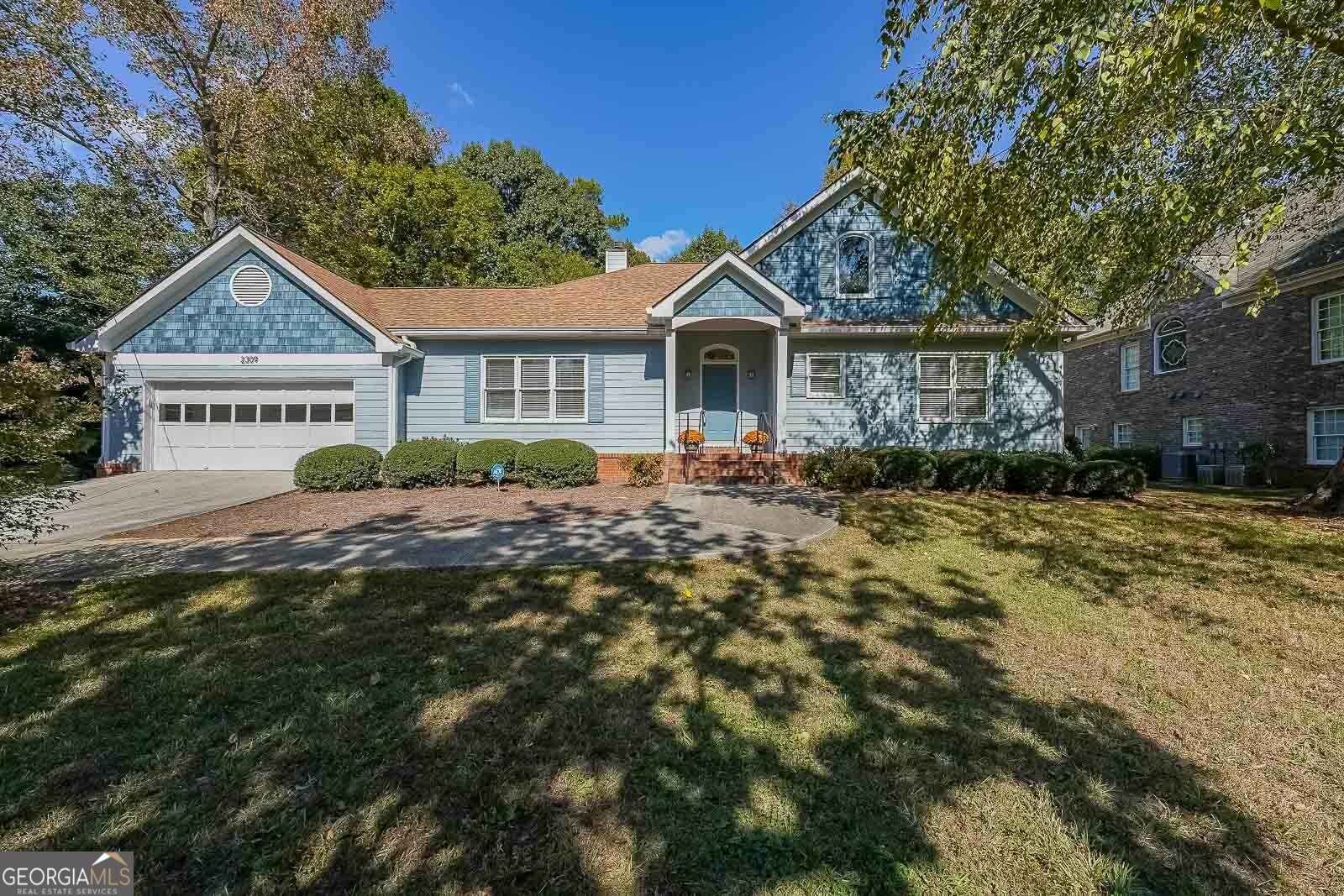 2309 Kingsland Drive Property Photo 1
