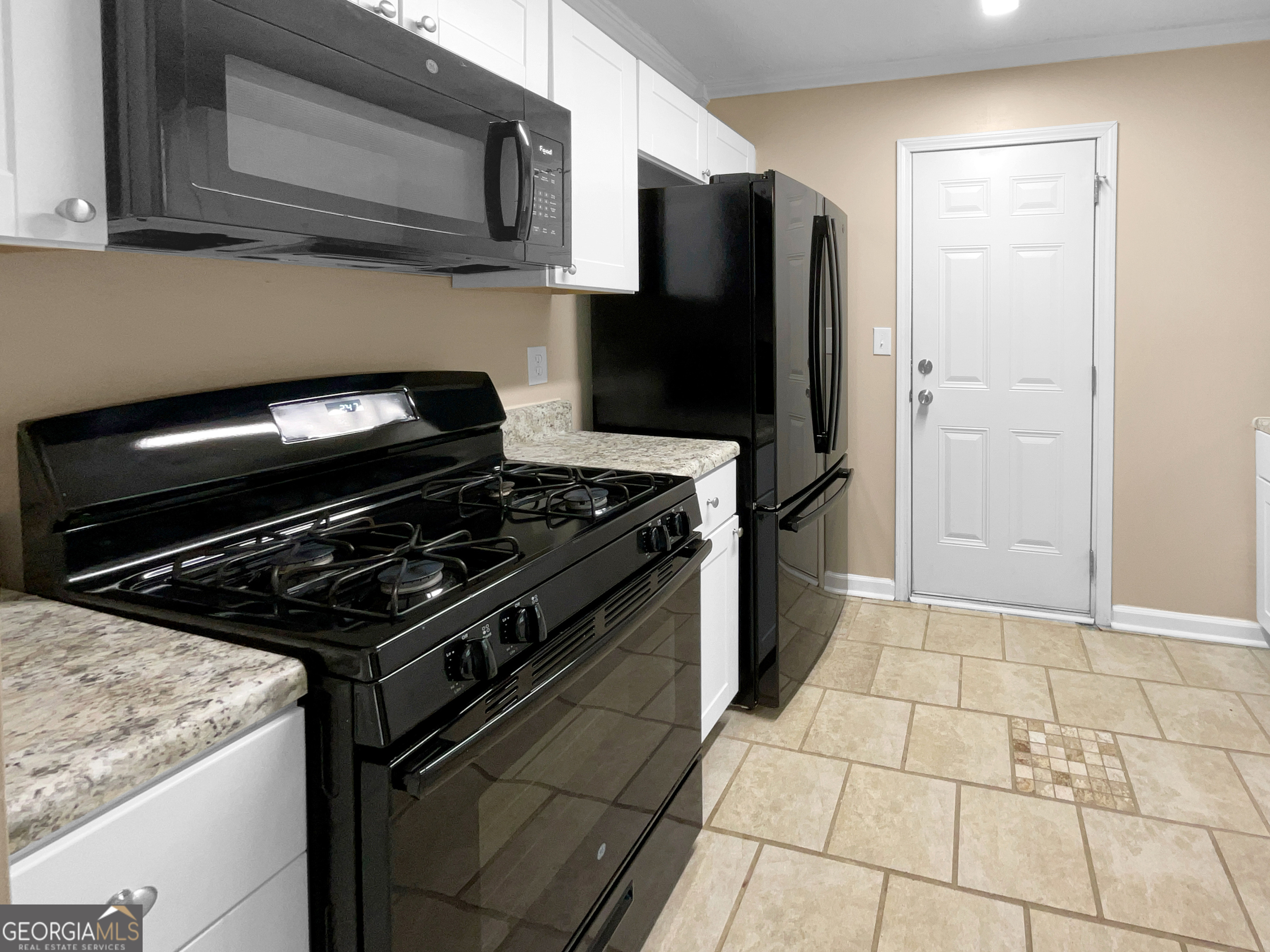 125 Cainwood Court W Property Photo 13