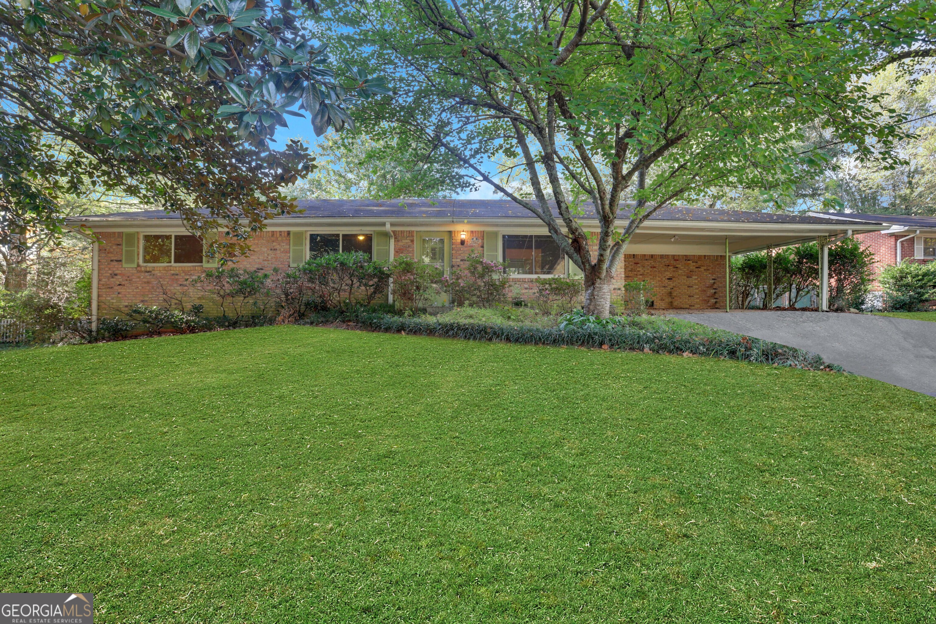 3967 Franks Court Property Photo 2