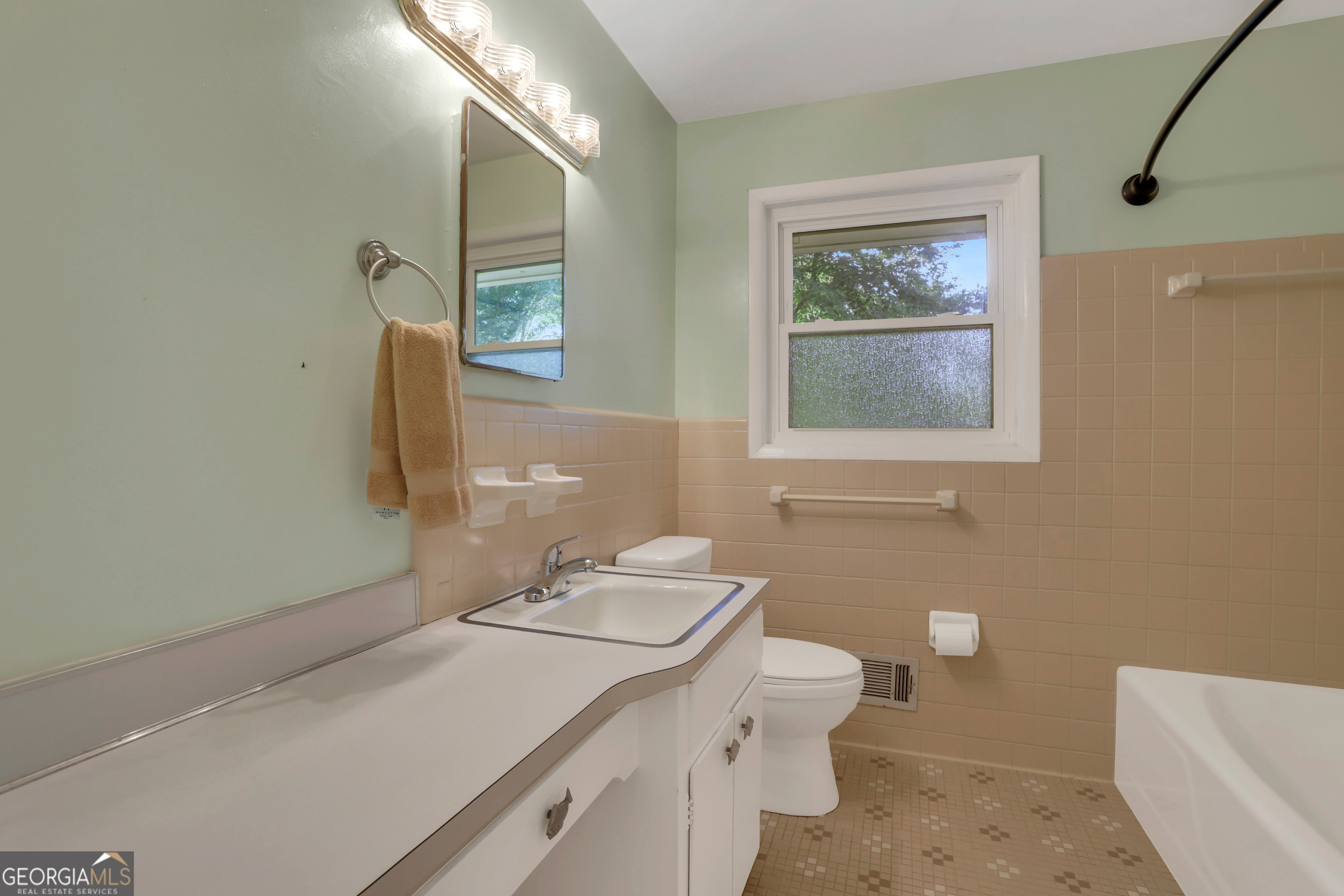 3967 Franks Court Property Photo 21