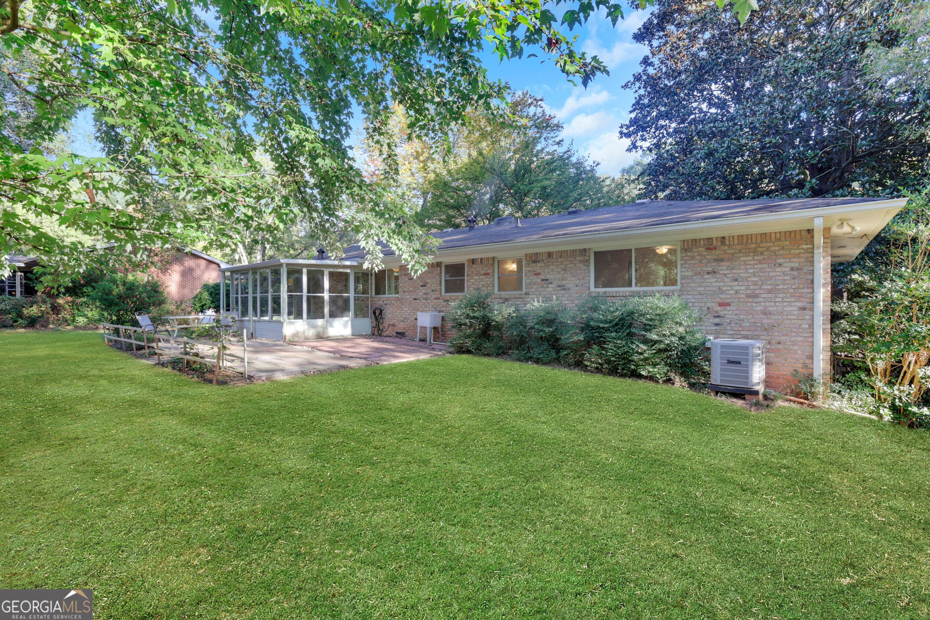 3967 Franks Court Property Photo 32