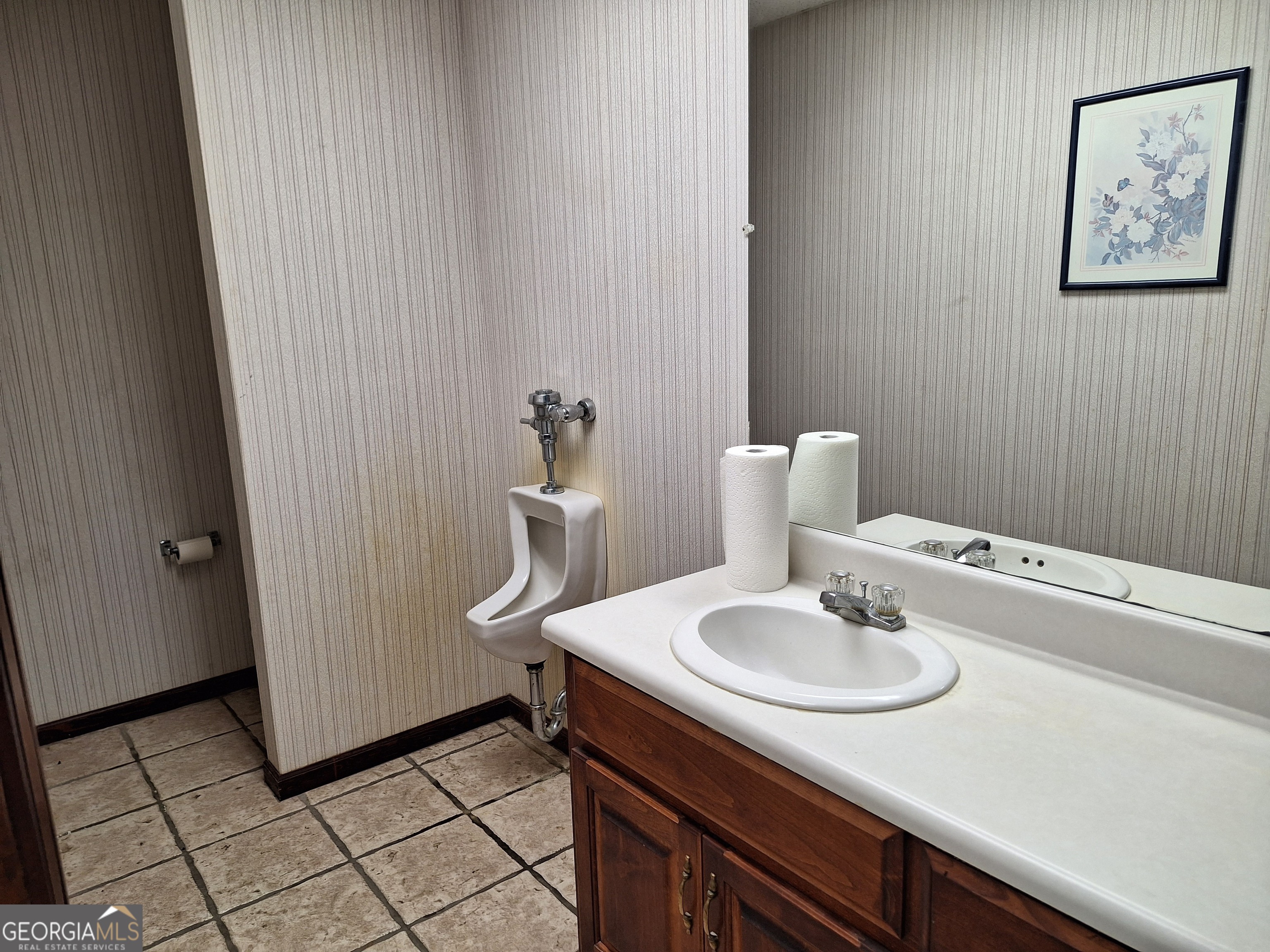 404 S Furnace Street Property Photo 10