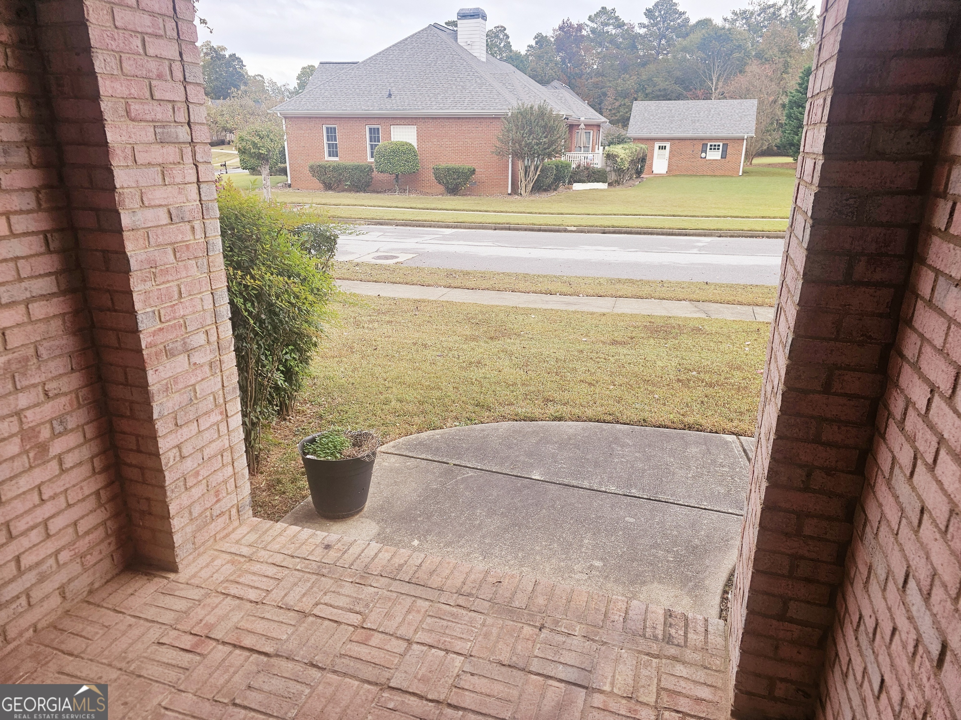 1402 Aramore Drive Se Property Photo 15