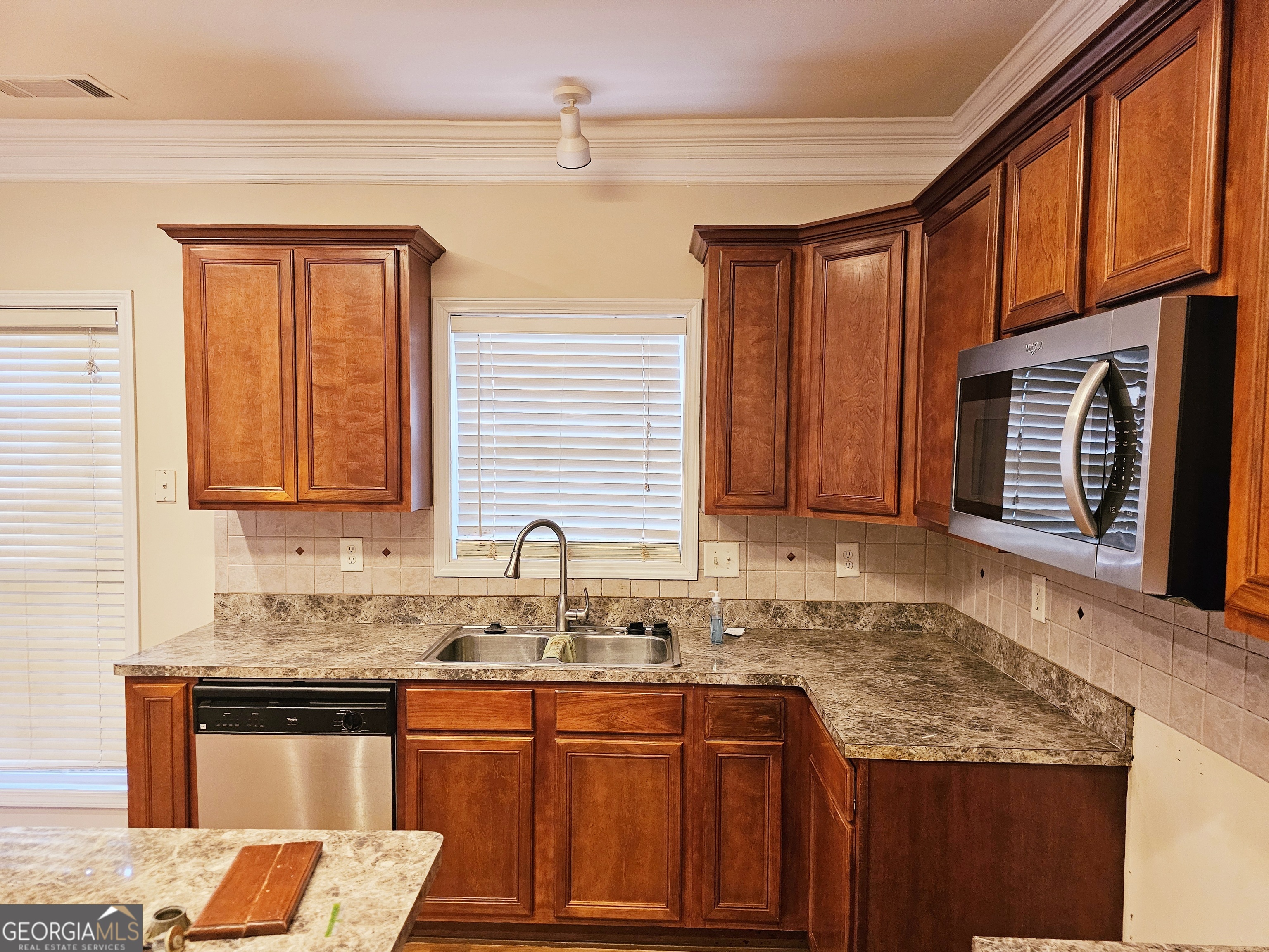 1402 Aramore Drive Se Property Photo 27