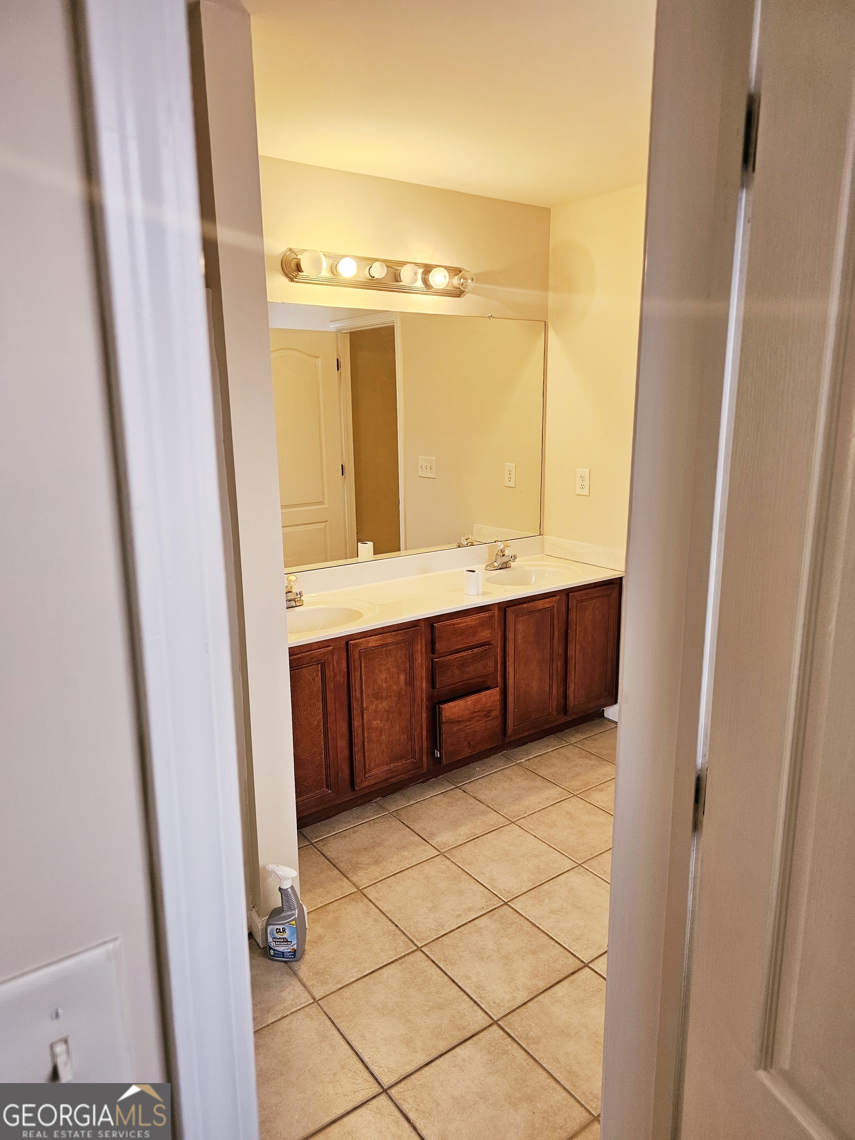 1402 Aramore Drive Se Property Photo 52