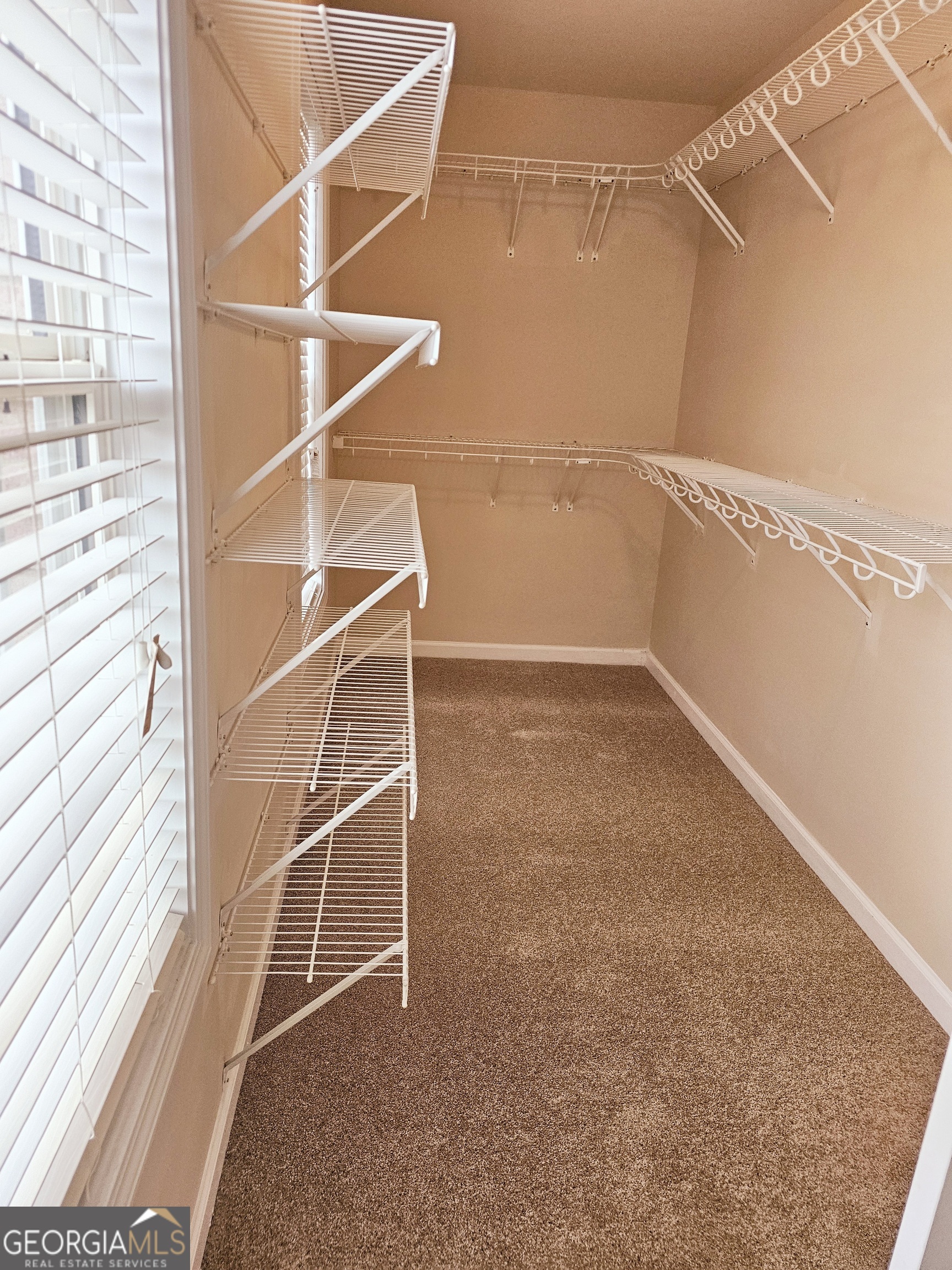 1402 Aramore Drive Se Property Photo 55