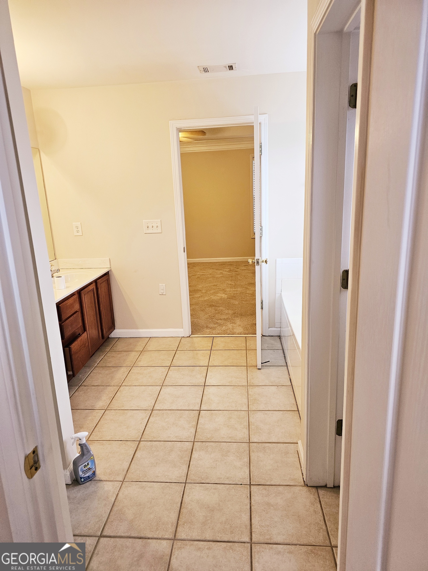 1402 Aramore Drive Se Property Photo 57