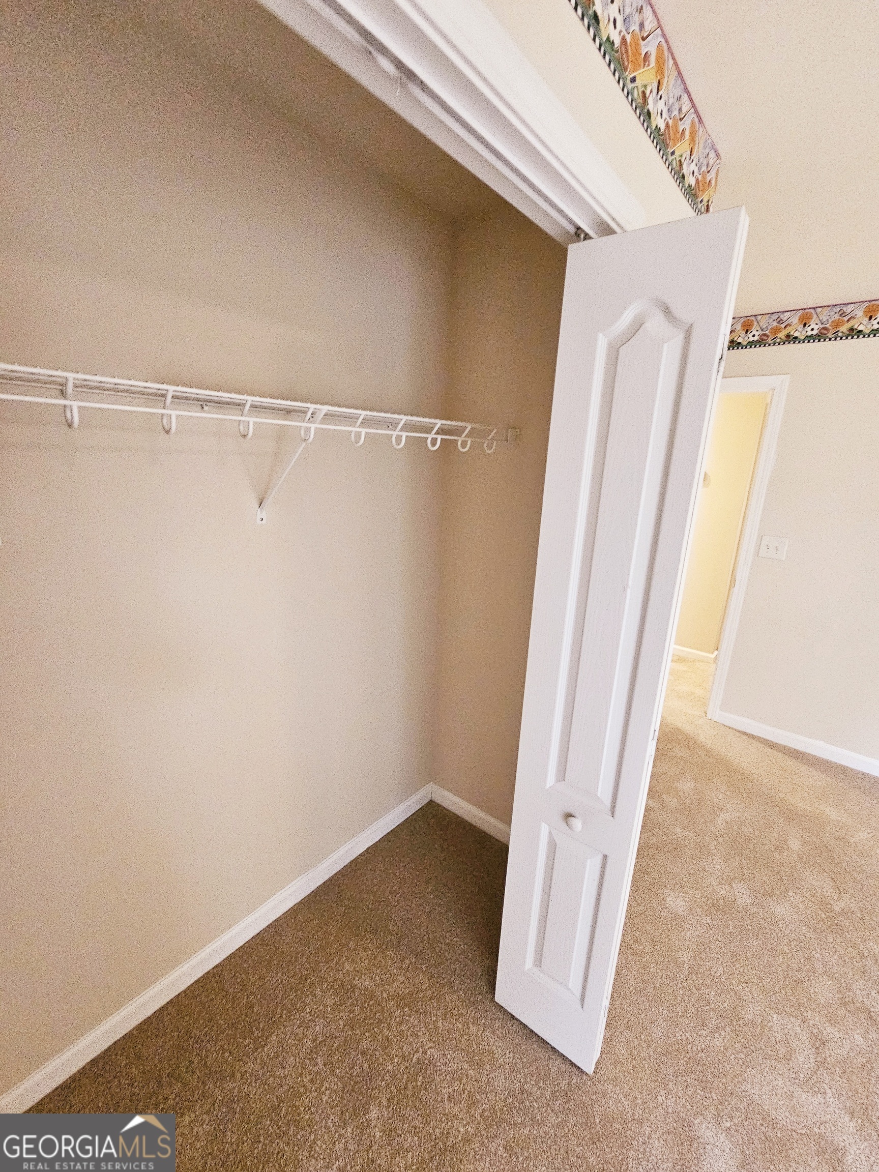 1402 Aramore Drive Se Property Photo 70