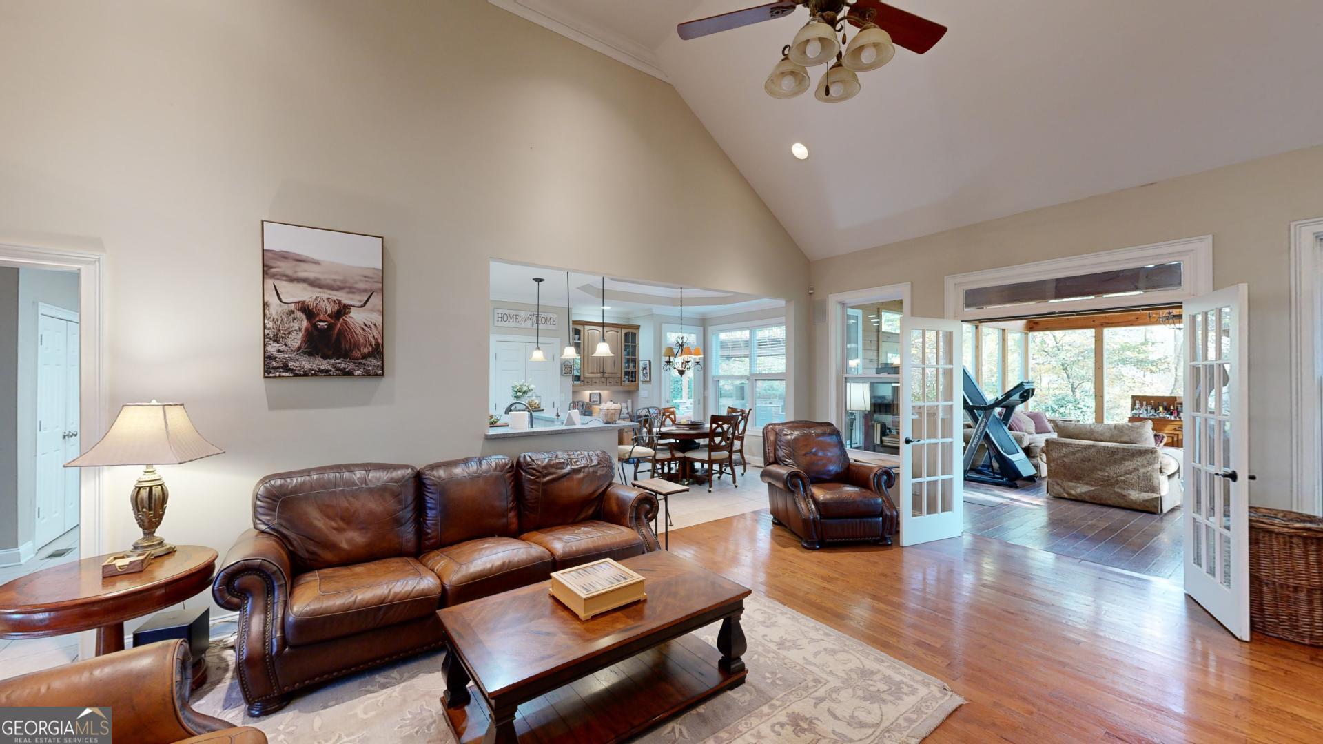 6054 Nebo Road Property Photo 14