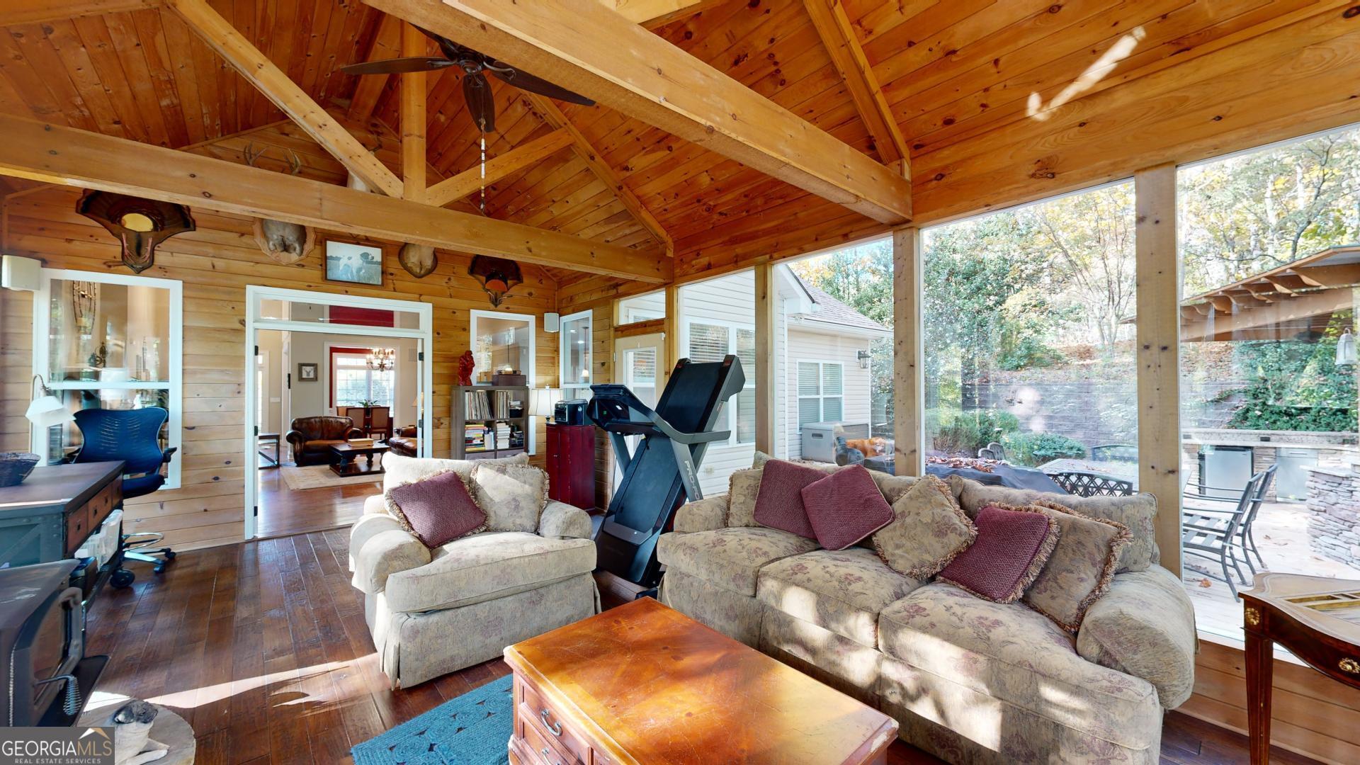 6054 Nebo Road Property Photo 19