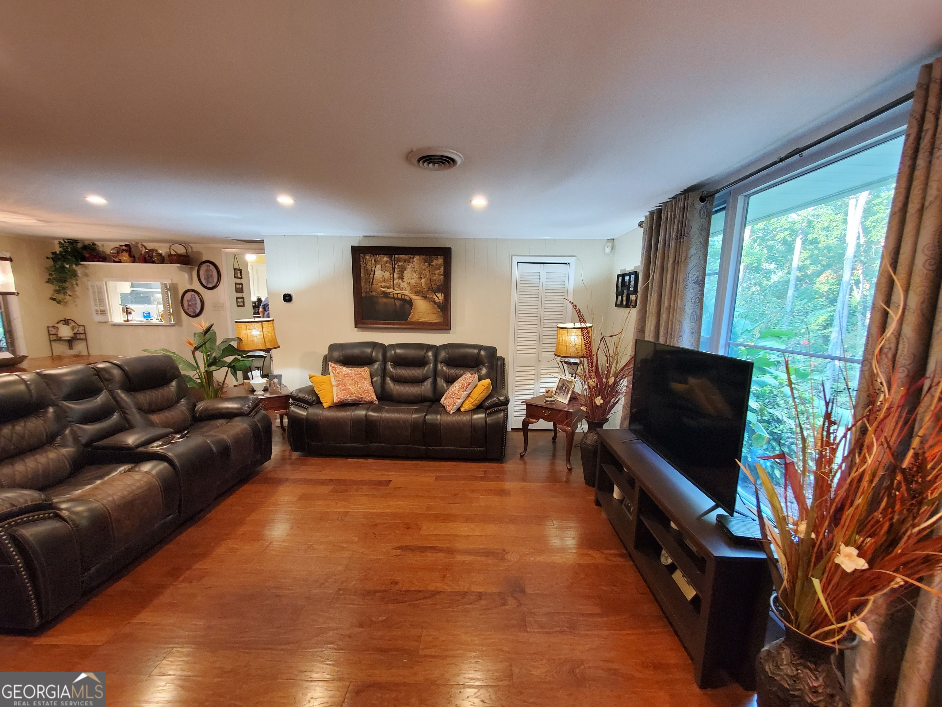 111 Lewis Drive Property Photo 13