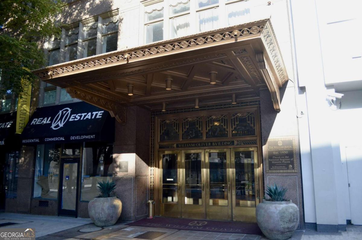 32 Peachtree Street Nw # 1006 Property Photo 1