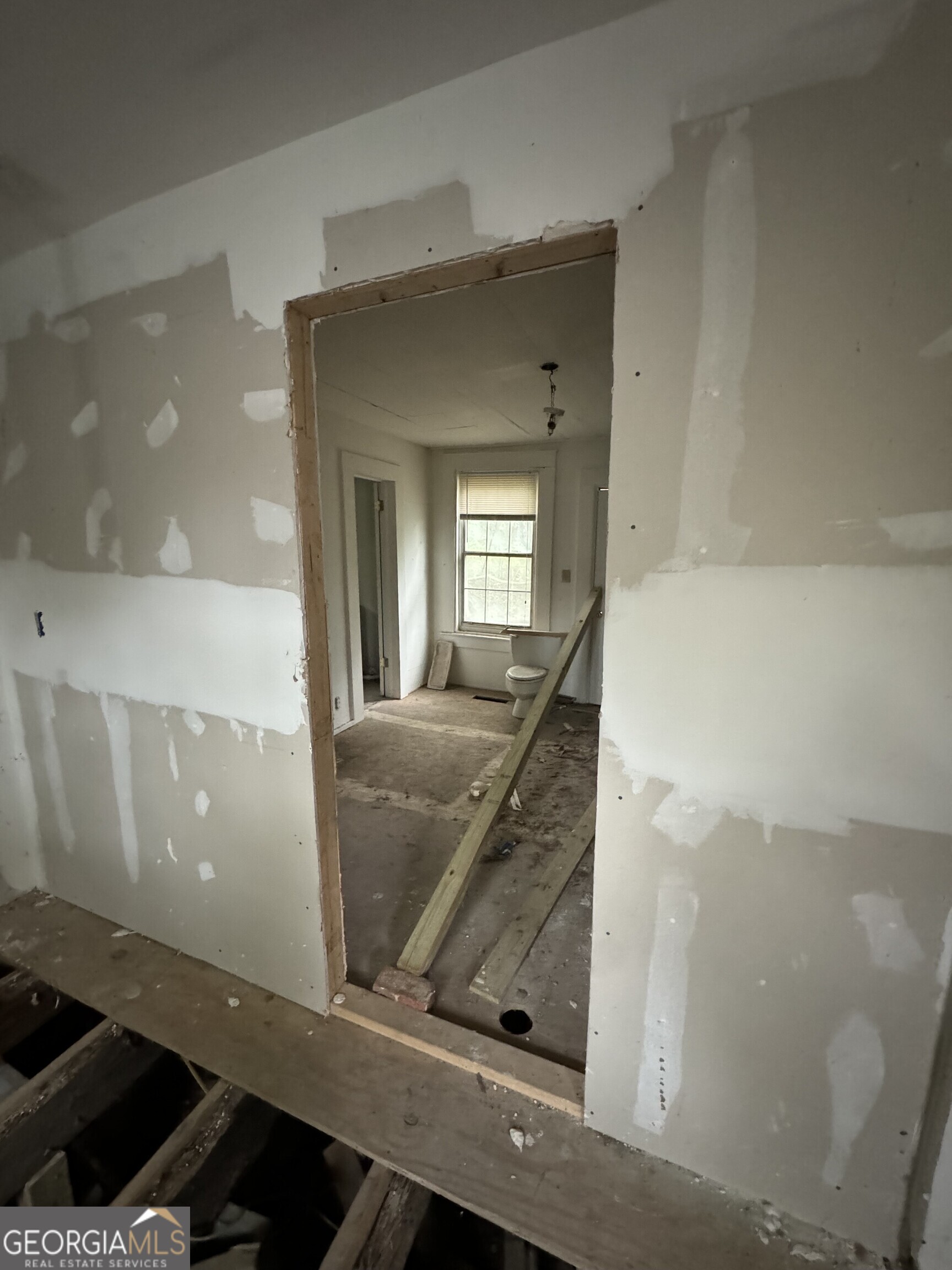 3400 North Fulton Avenue Property Photo 2