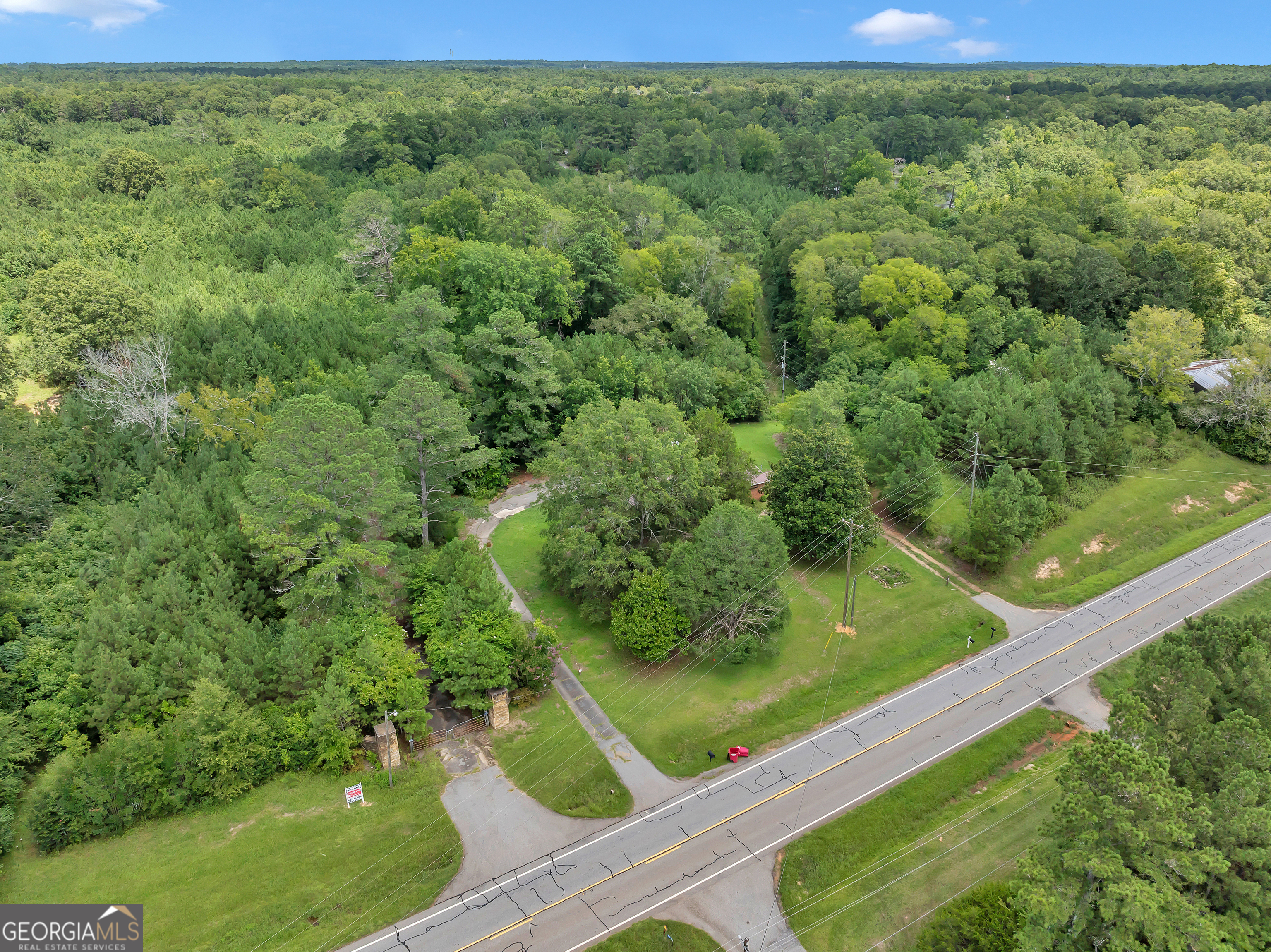7359 Thomaston Road Property Photo 3