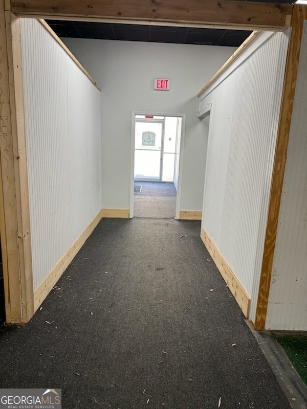 133 Hill Street S Property Photo 5