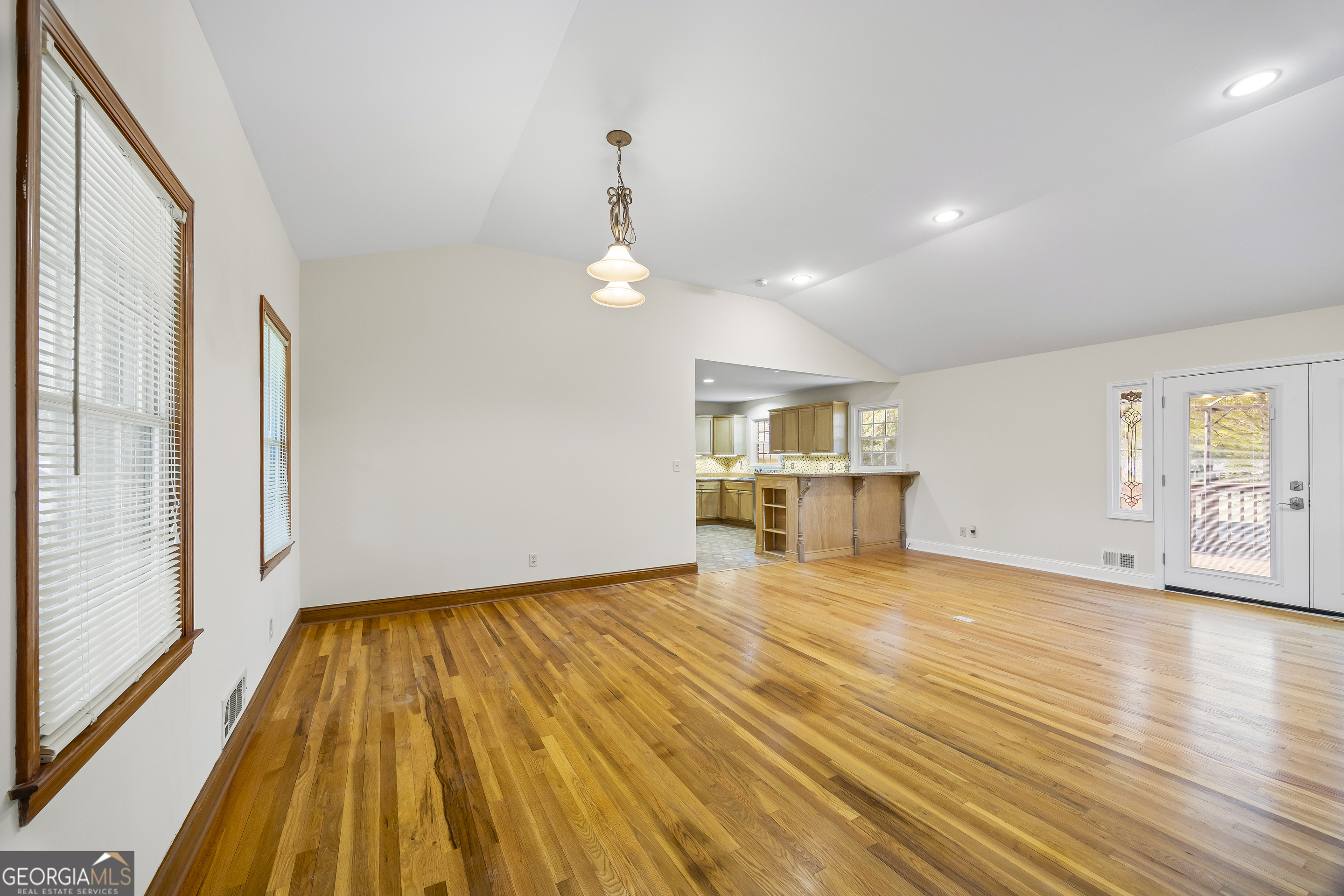 2639 Odum Street Property Photo 9