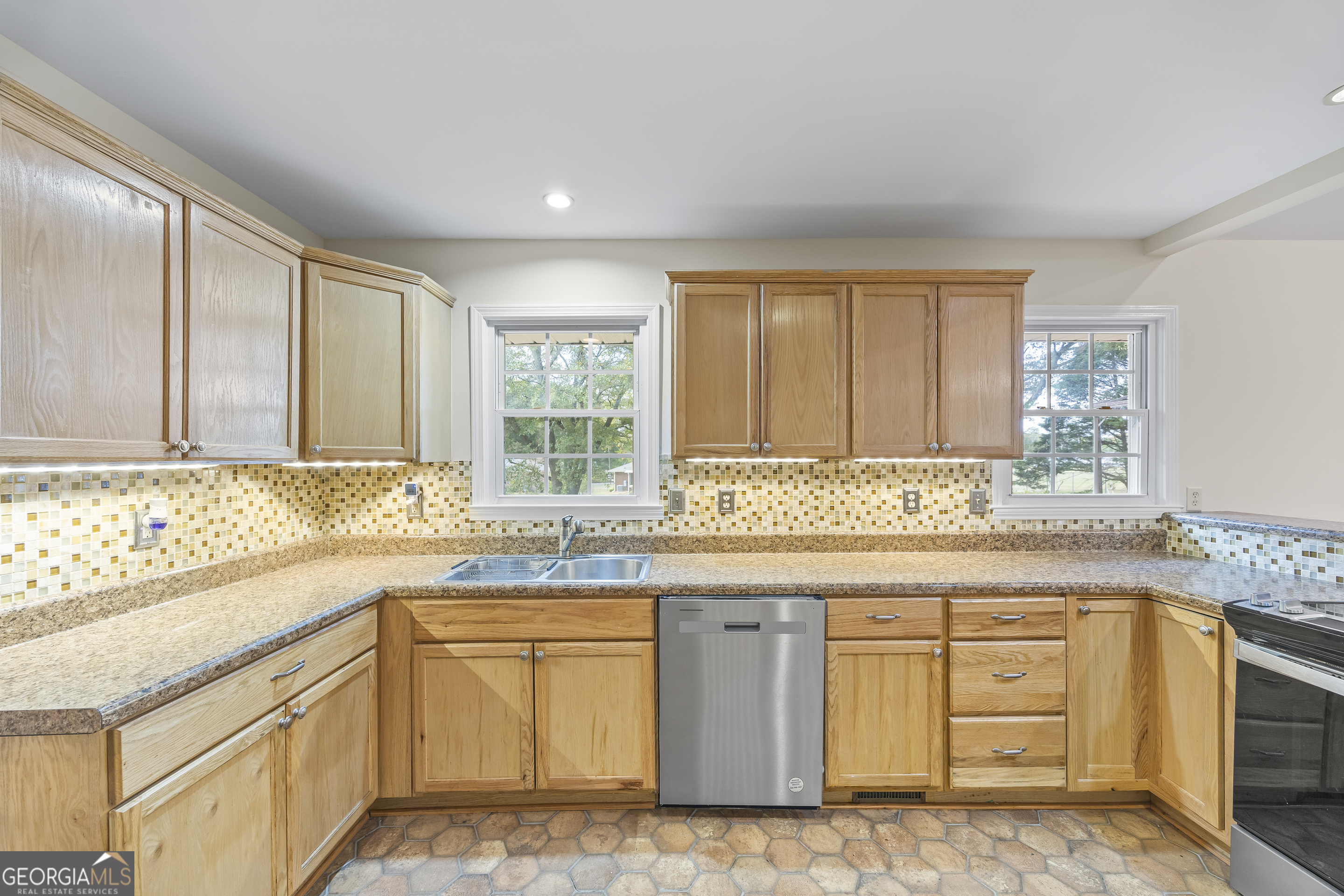 2639 Odum Street Property Photo 18