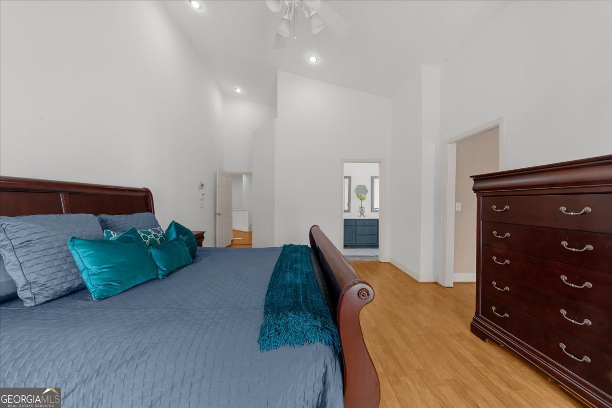 6137 White Oak Drive Property Photo 24