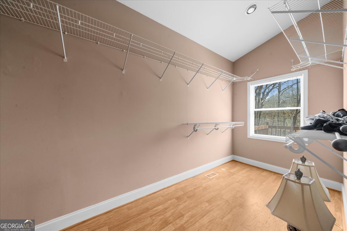 6137 White Oak Drive Property Photo 28