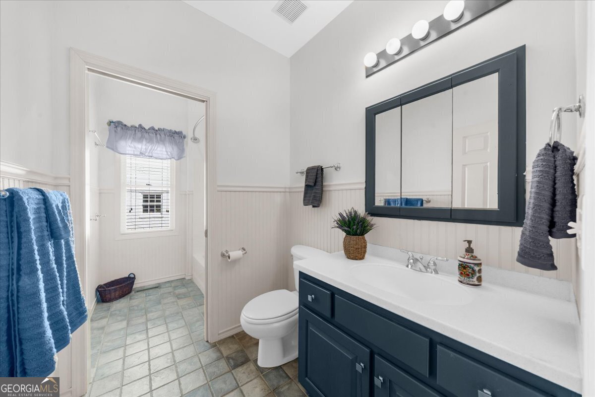 6137 White Oak Drive Property Photo 31