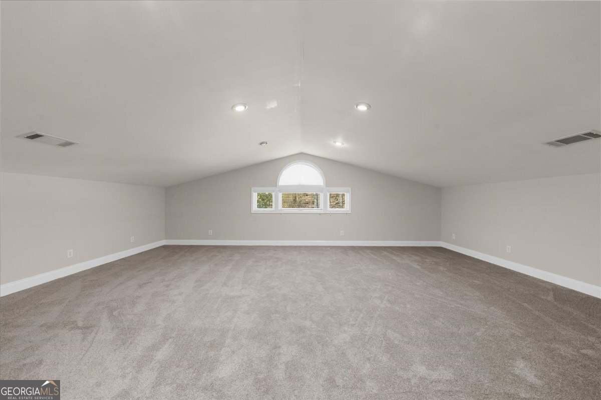 6137 White Oak Drive Property Photo 33
