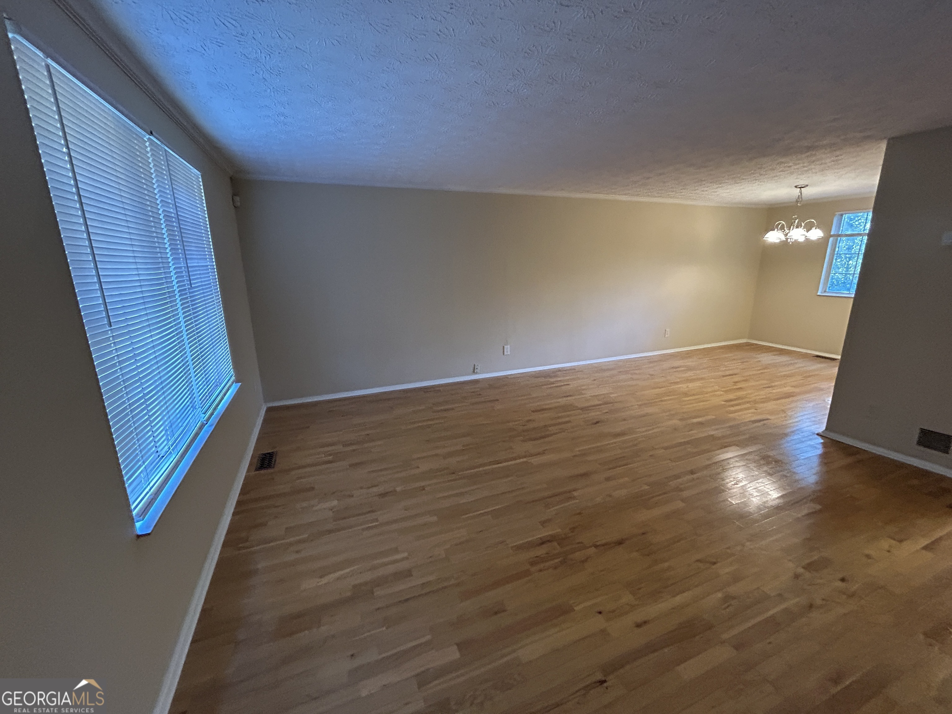 493 Village Square Court Property Photo 4