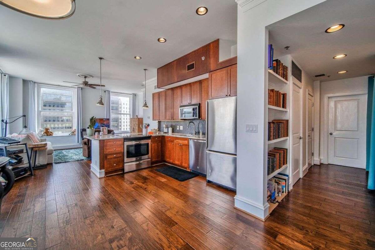 57 Forsyth Street Nw # 12b Property Photo 4