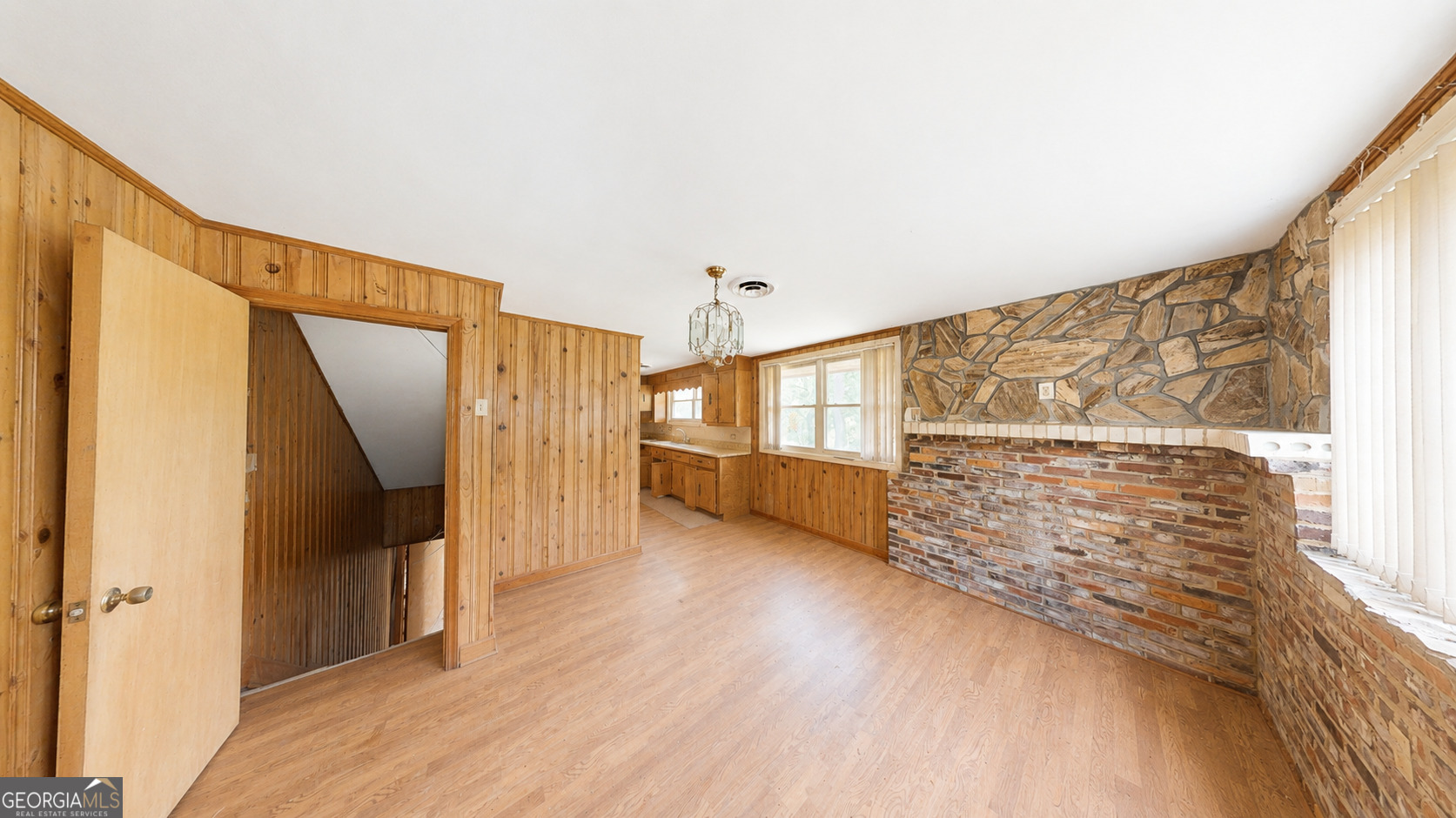 1850 Barnes Ferry Road Property Photo 4