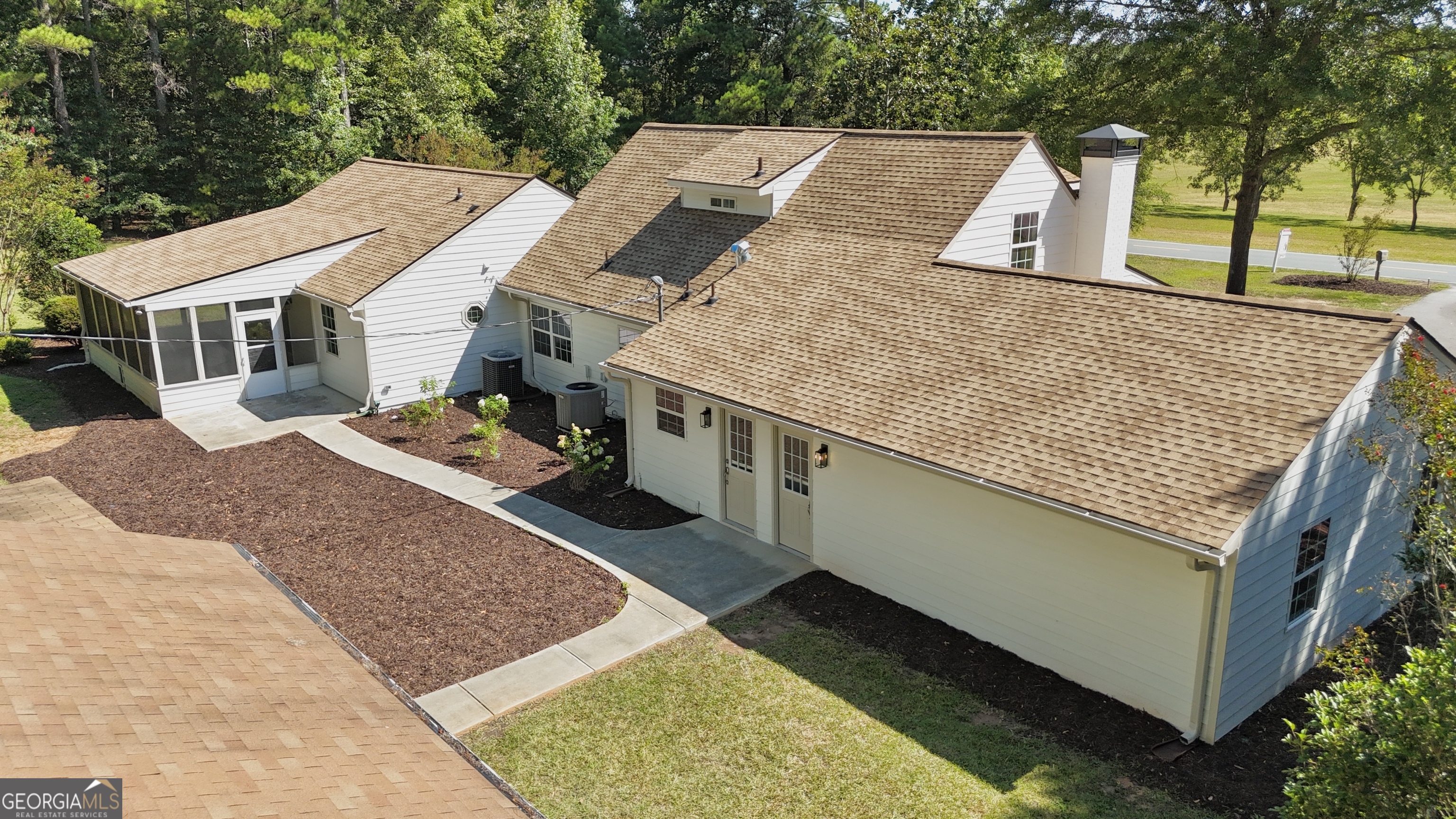 503 Brooks Road Property Photo 8