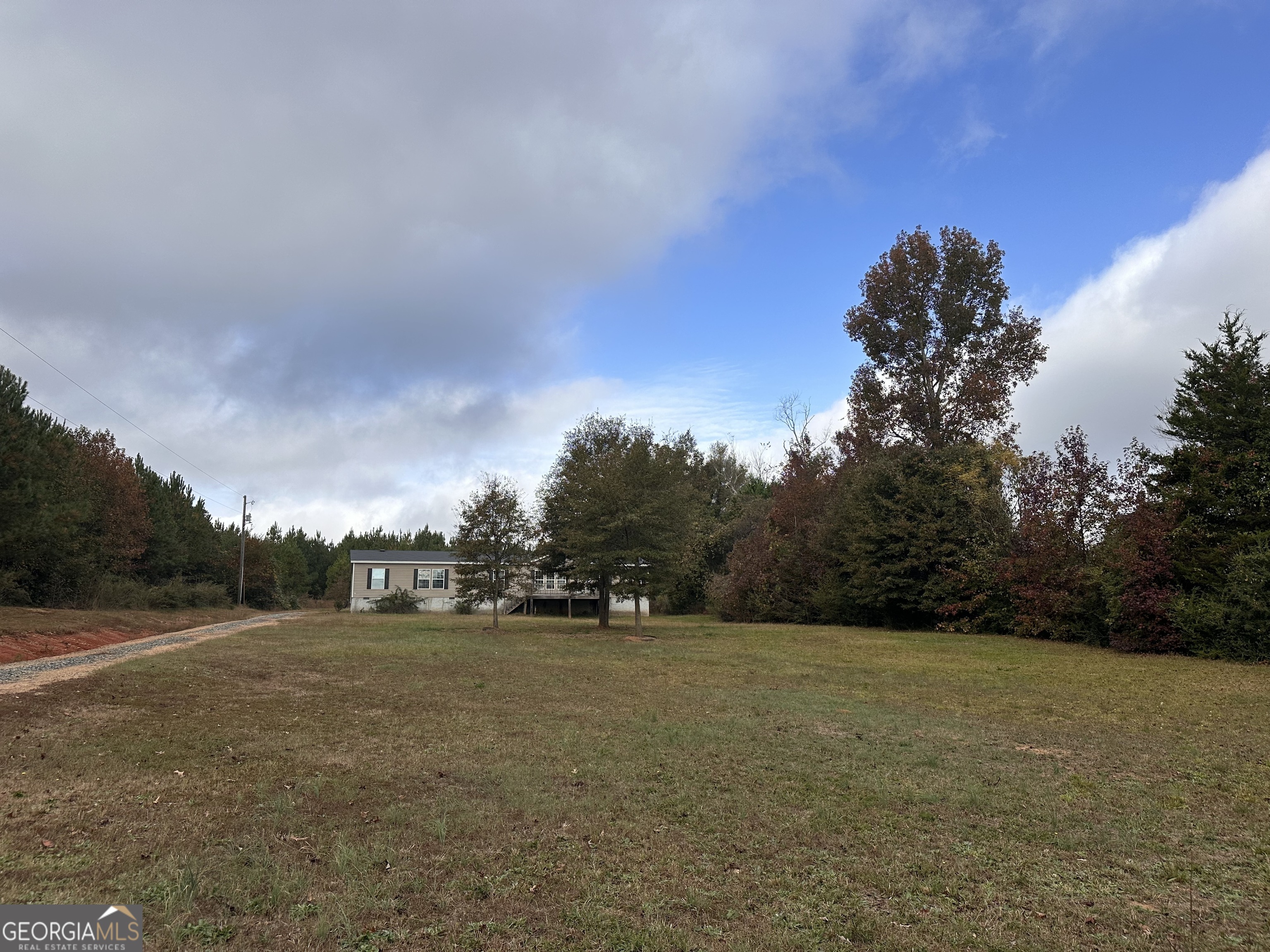 2148 N Fairview Road Property Photo 5