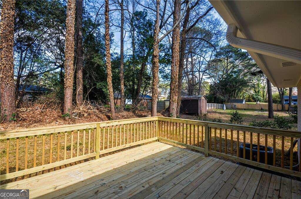 1328 White Oak Street Se Property Photo 21