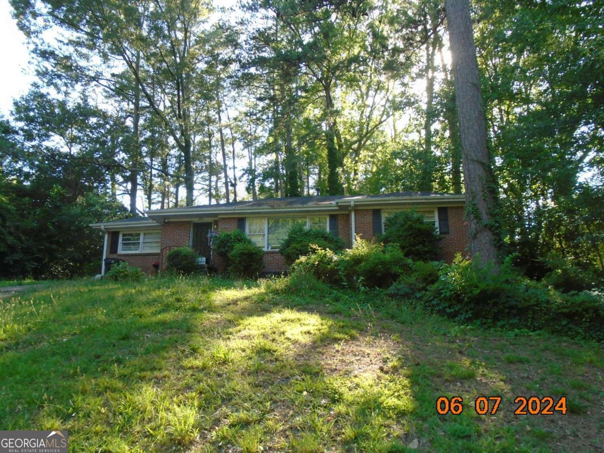 2555 Graywall Street Property Photo 1