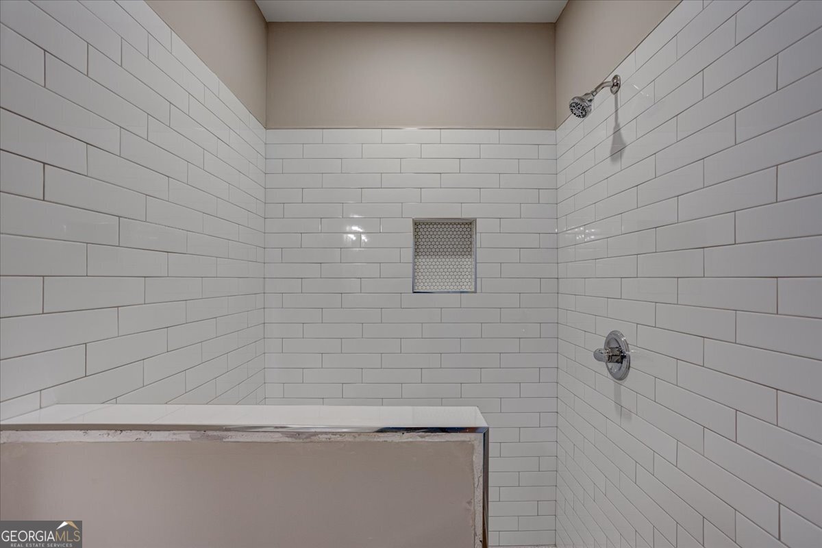 4230 Moore Road Property Photo 16