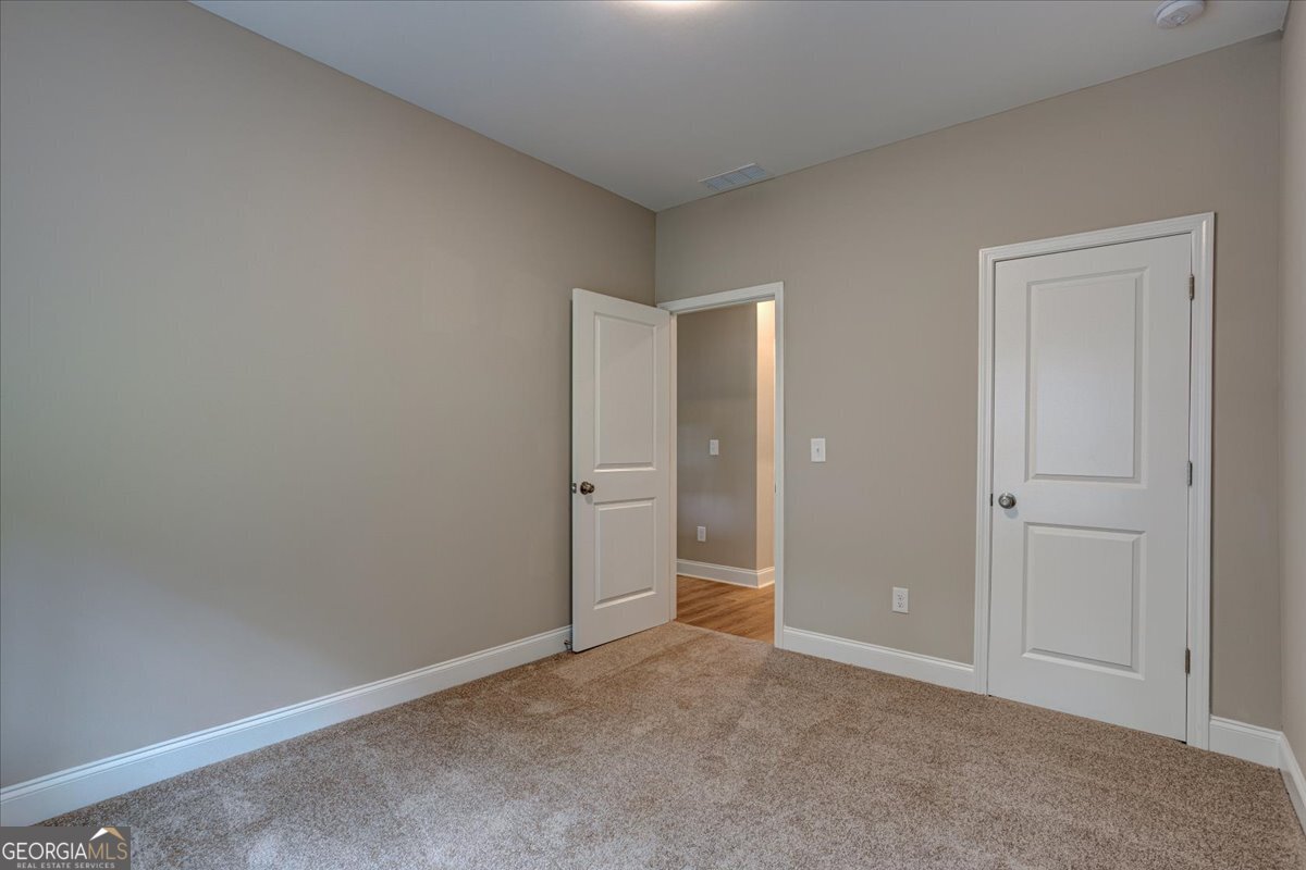 4230 Moore Road Property Photo 18