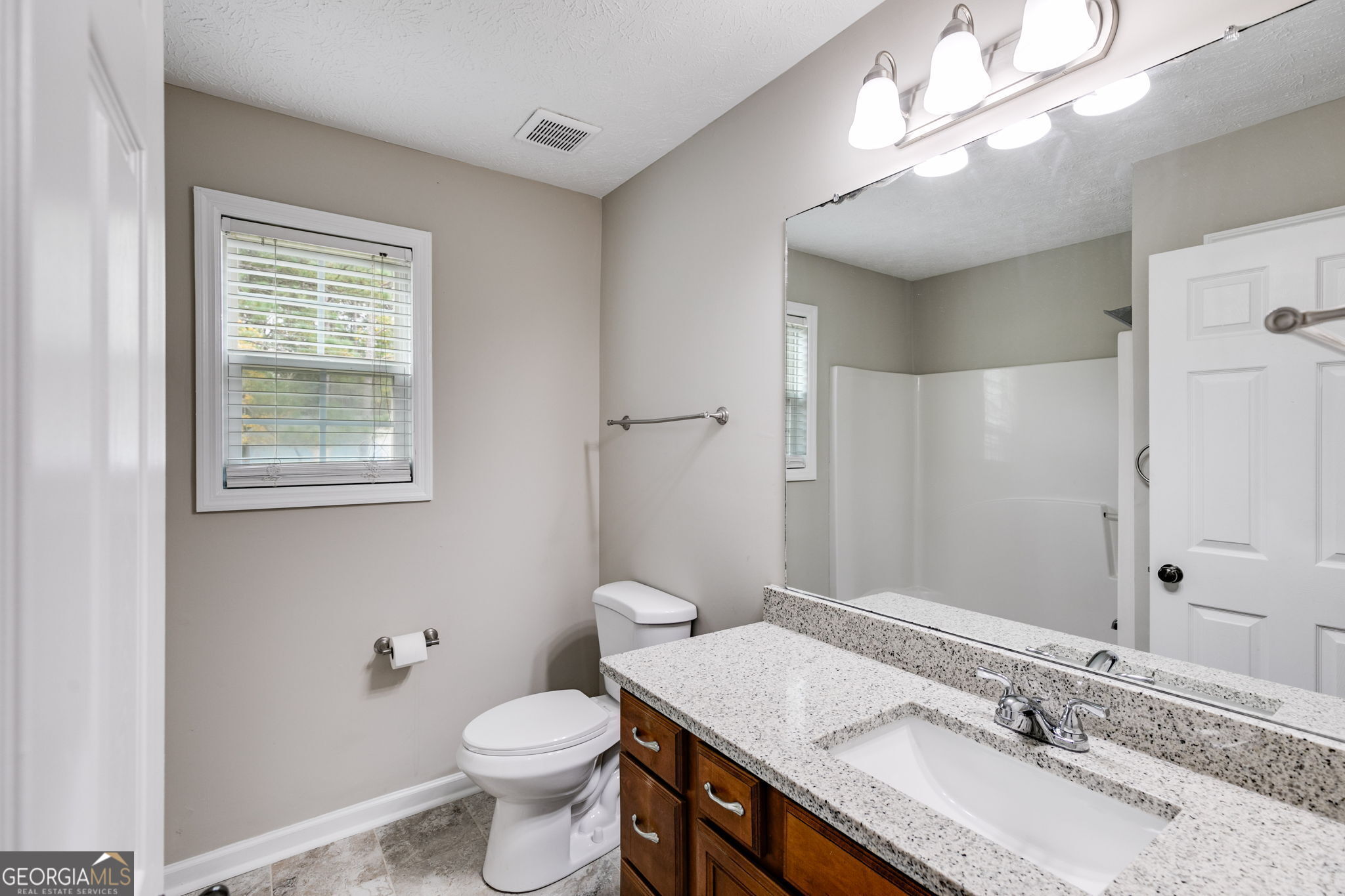 112 Valley Edge Drive Property Photo 19