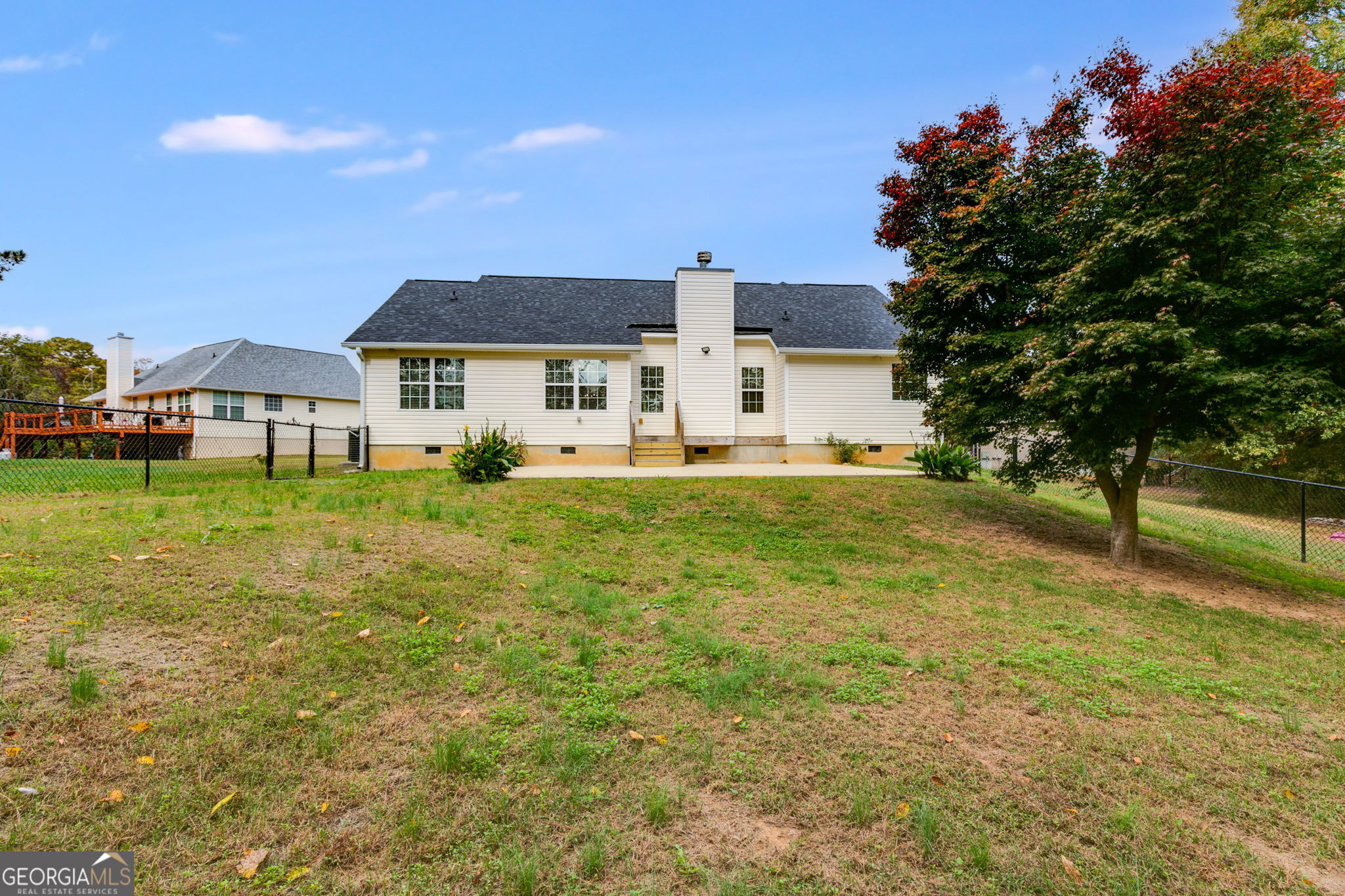 112 Valley Edge Drive Property Photo 23