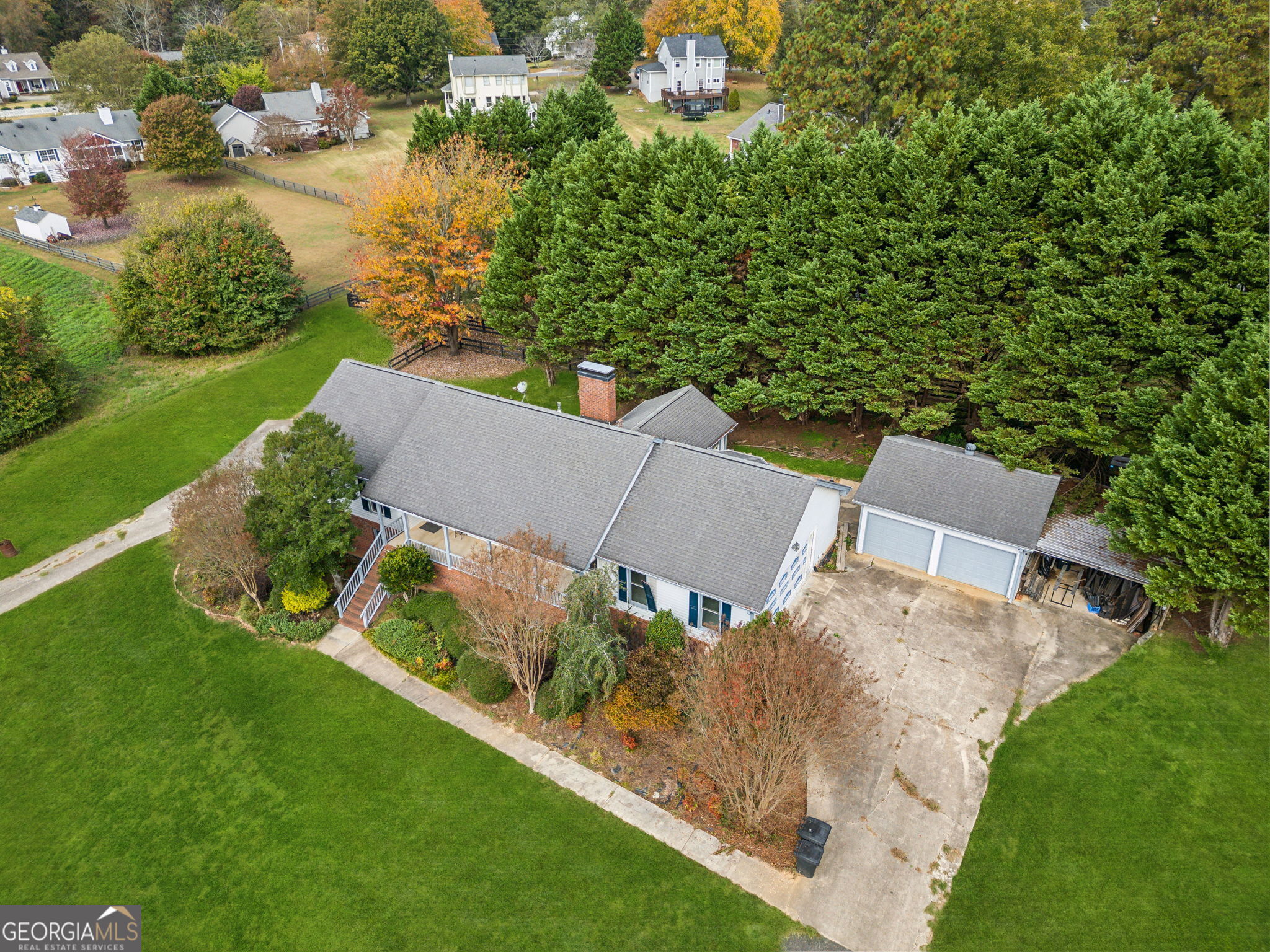 6200 Holland Cove Road Property Photo 1