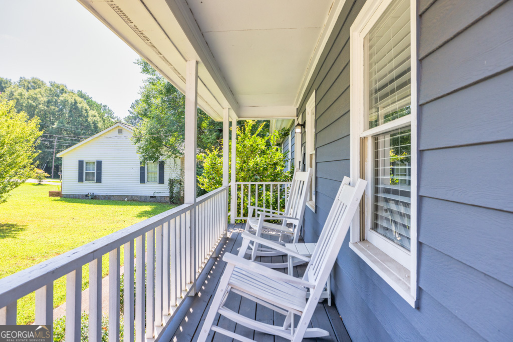 108 Southview Drive Property Photo 3