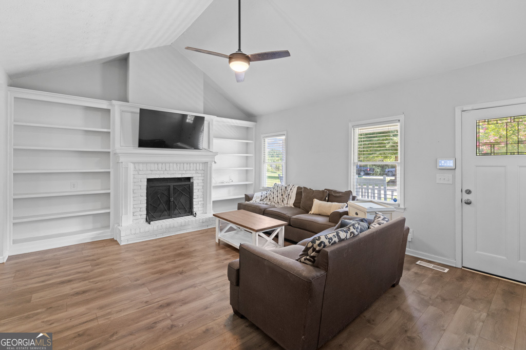 108 Southview Drive Property Photo 4