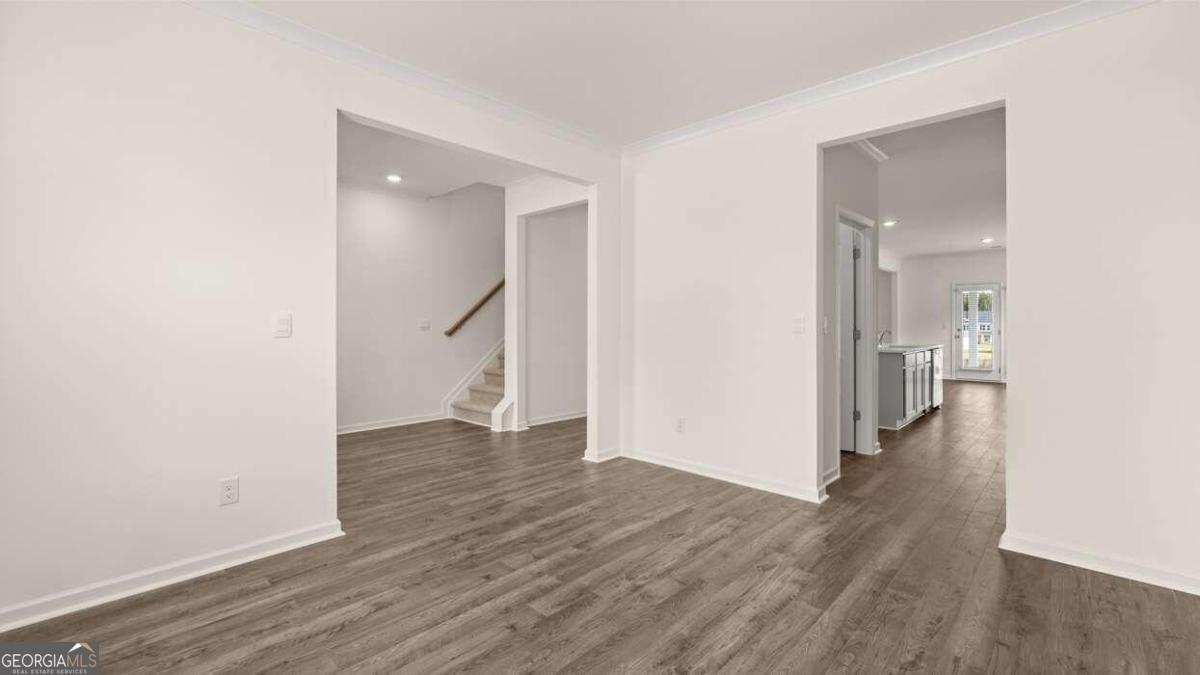 3249 Champions Way Property Photo 16
