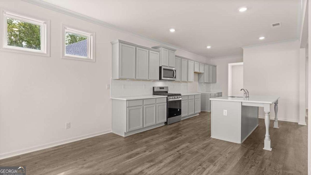 3249 Champions Way Property Photo 19