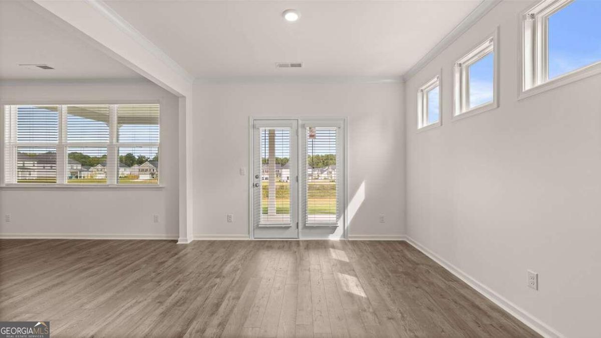 3249 Champions Way Property Photo 24