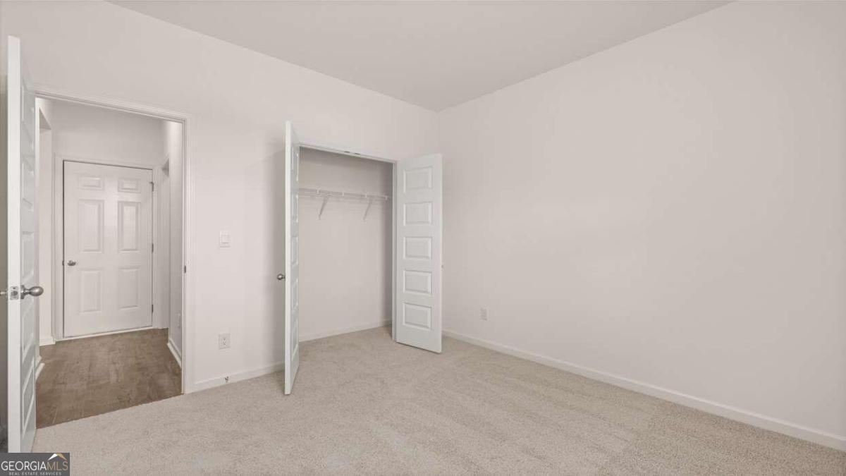 3249 Champions Way Property Photo 32