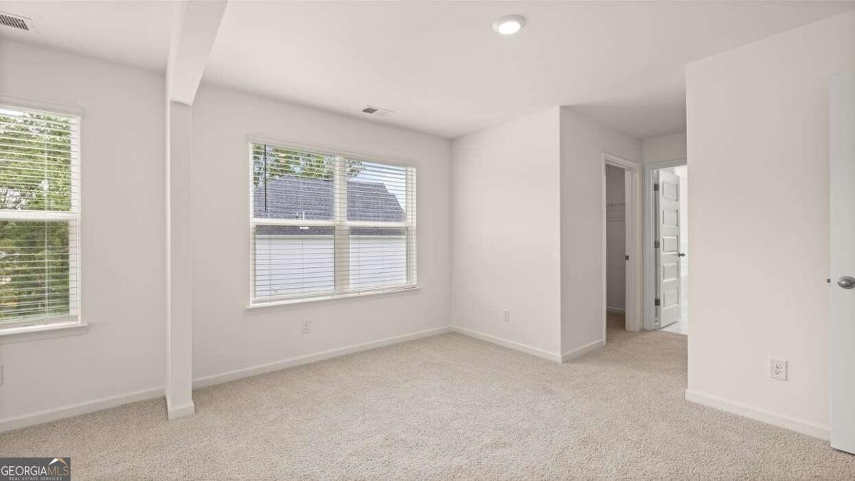 3249 Champions Way Property Photo 37
