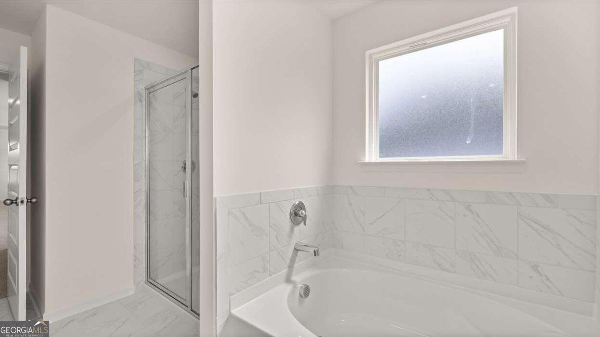 3249 Champions Way Property Photo 41
